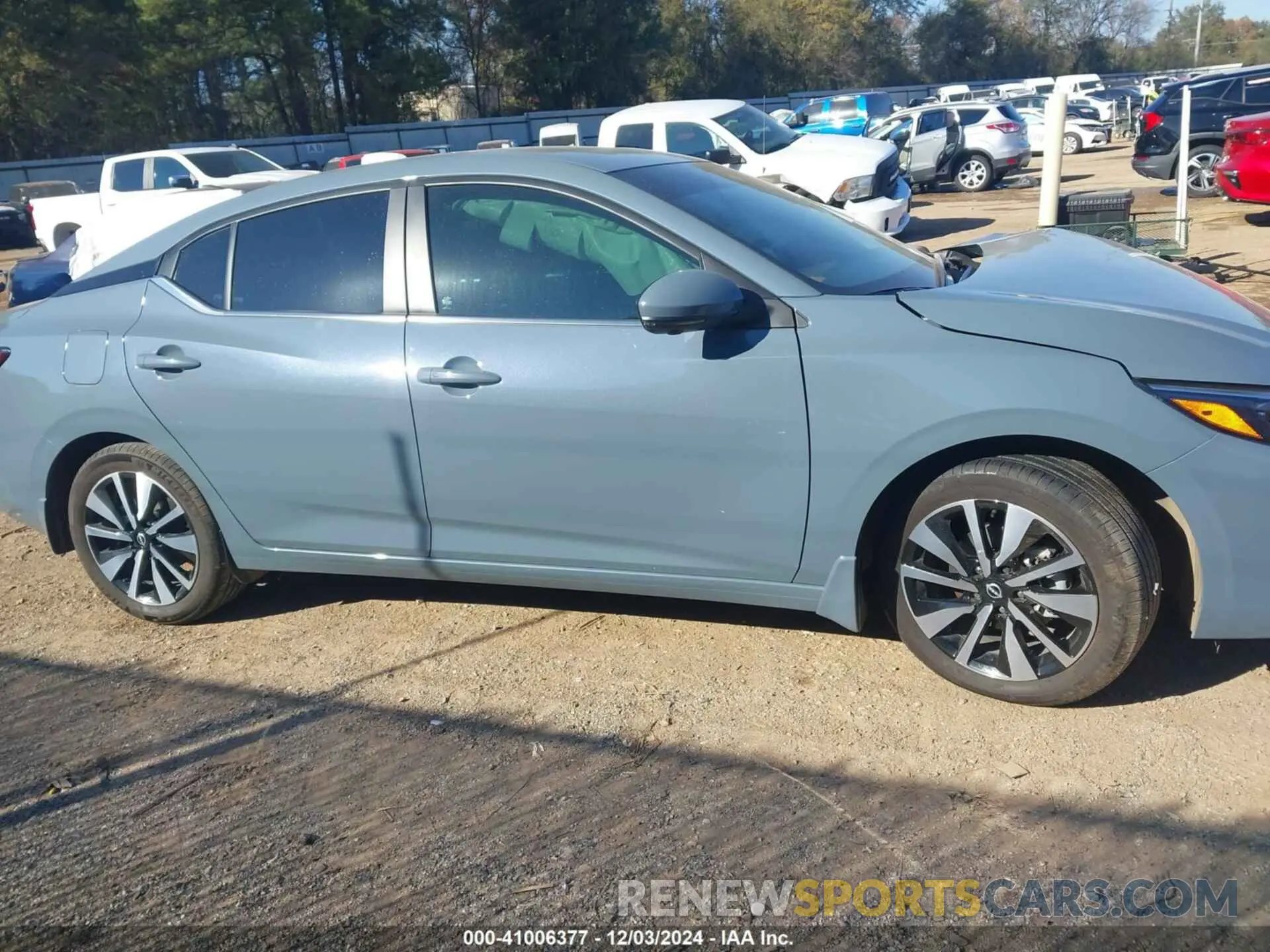 13 fotografías del automóvil dañado 3N1AB8CV2RY310869 NISSAN SENTRA 2024