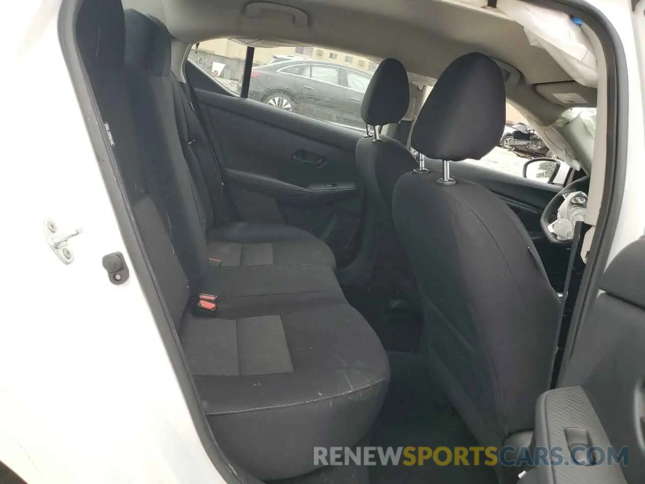 10 fotografías del automóvil dañado 3N1AB8CV2RY372210 NISSAN SENTRA 2024