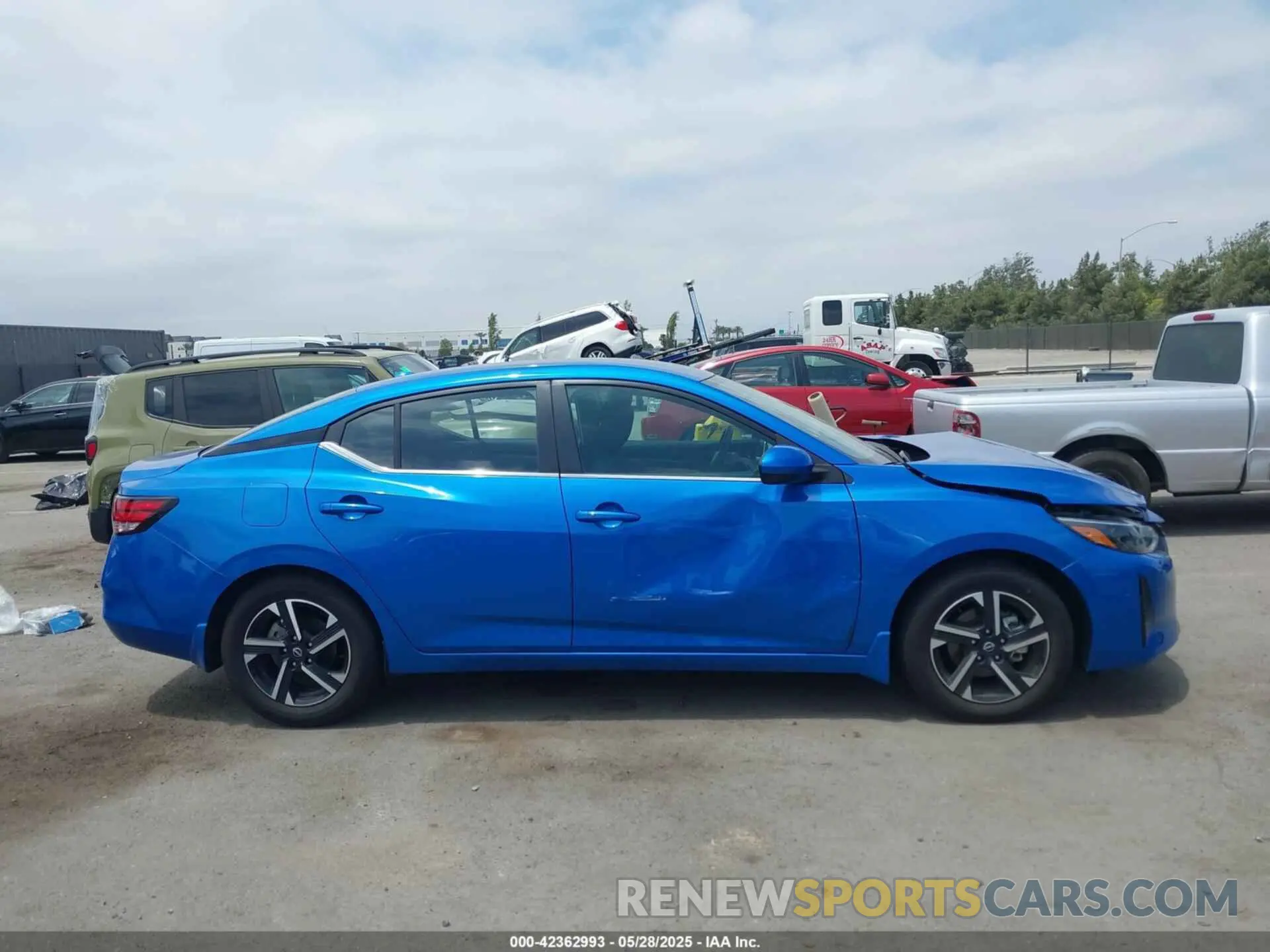 14 fotografías del automóvil dañado 3N1AB8CV2RY387421 NISSAN SENTRA 2024