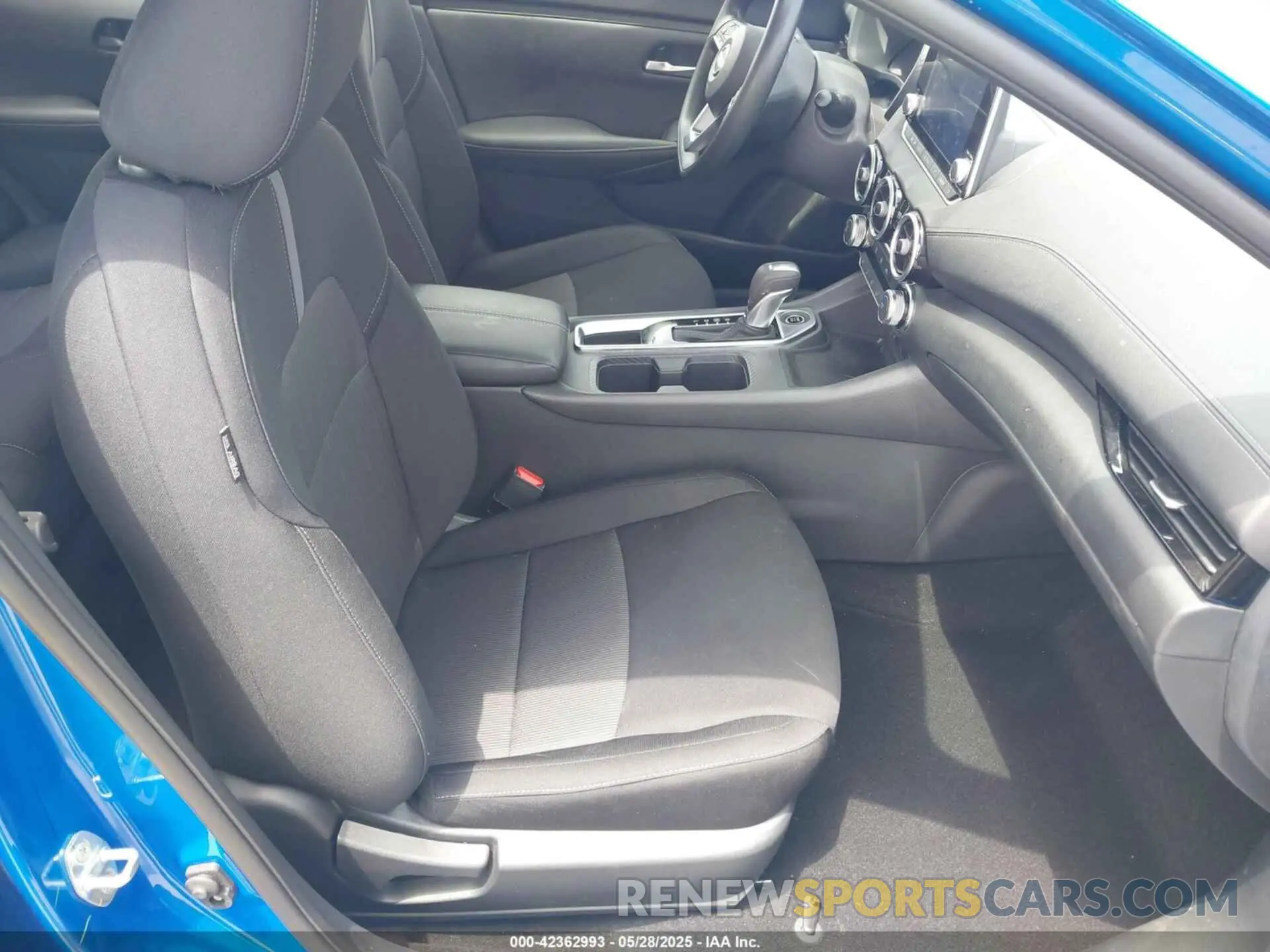5 fotografías del automóvil dañado 3N1AB8CV2RY387421 NISSAN SENTRA 2024
