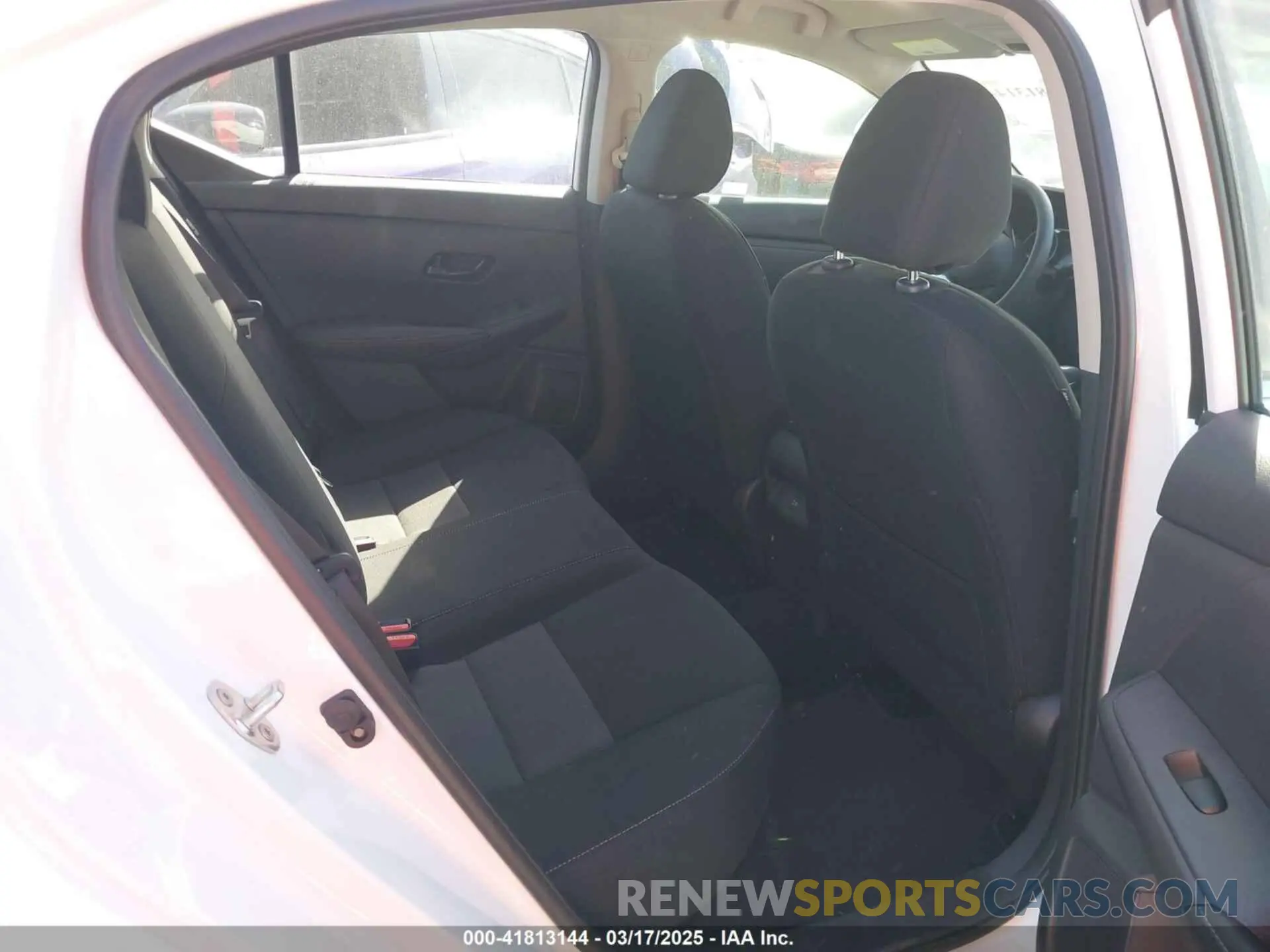 8 fotografías del automóvil dañado 3N1AB8CV3RY231792 NISSAN SENTRA 2024