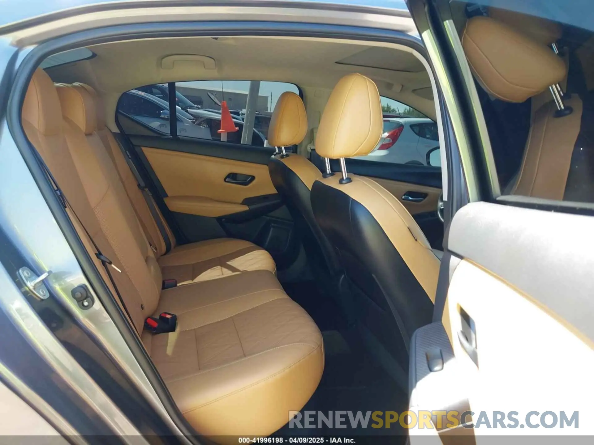 8 fotografías del automóvil dañado 3N1AB8CV3RY237799 NISSAN SENTRA 2024