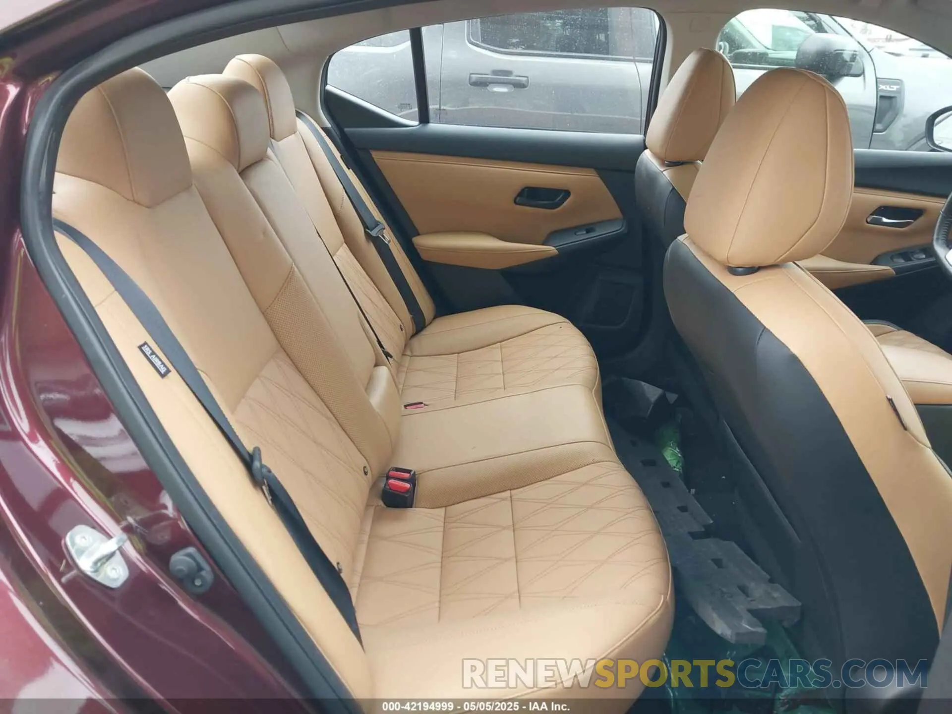 8 fotografías del automóvil dañado 3N1AB8CV3RY245904 NISSAN SENTRA 2024