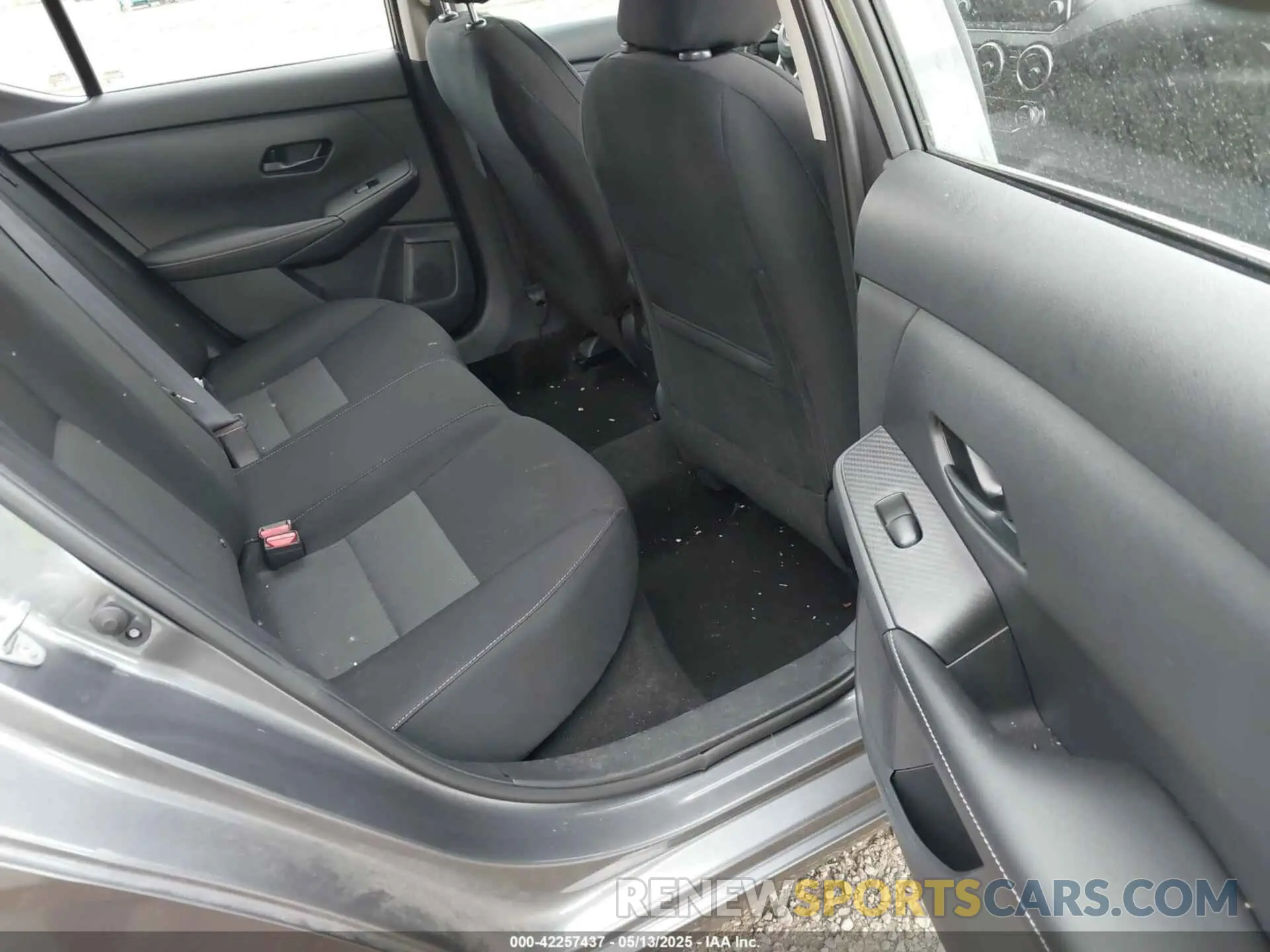 8 fotografías del automóvil dañado 3N1AB8CV3RY270656 NISSAN SENTRA 2024