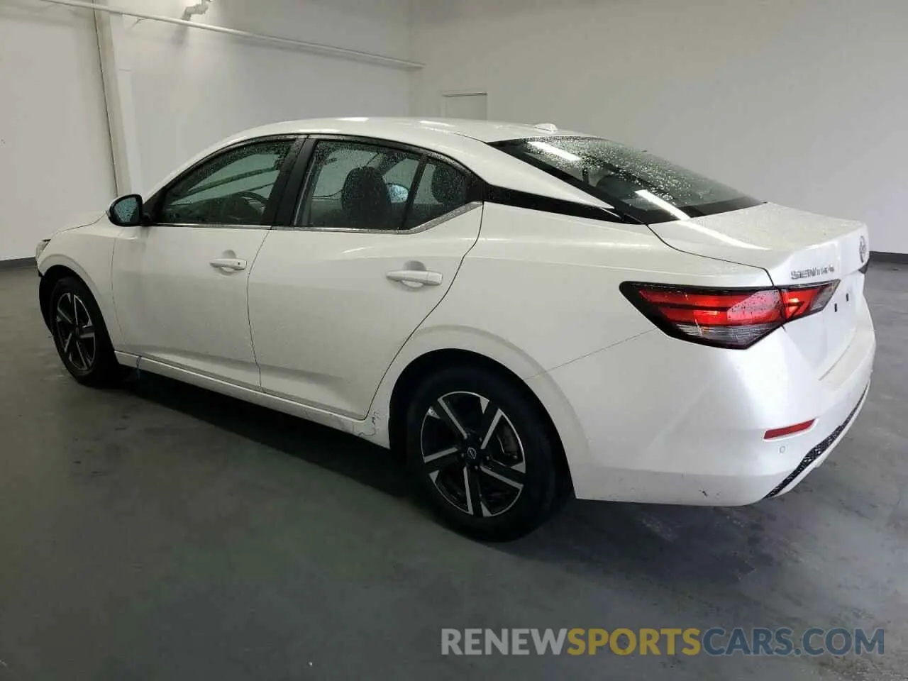 2 fotografías del automóvil dañado 3N1AB8CV3RY345629 NISSAN SENTRA 2024