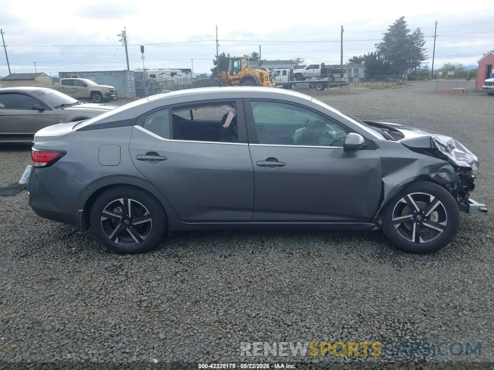 14 fotografías del automóvil dañado 3N1AB8CV4RY210272 NISSAN SENTRA 2024