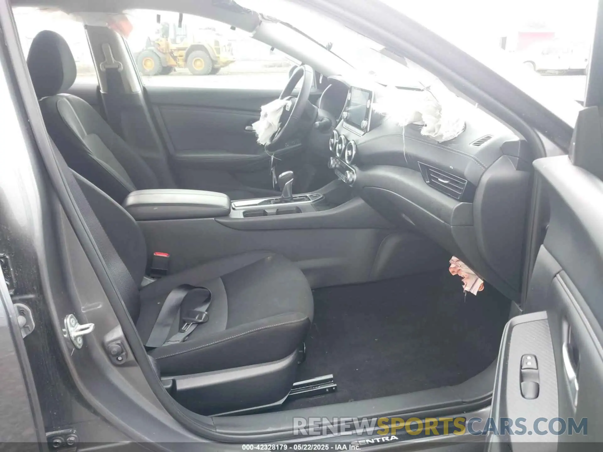 5 fotografías del automóvil dañado 3N1AB8CV4RY210272 NISSAN SENTRA 2024