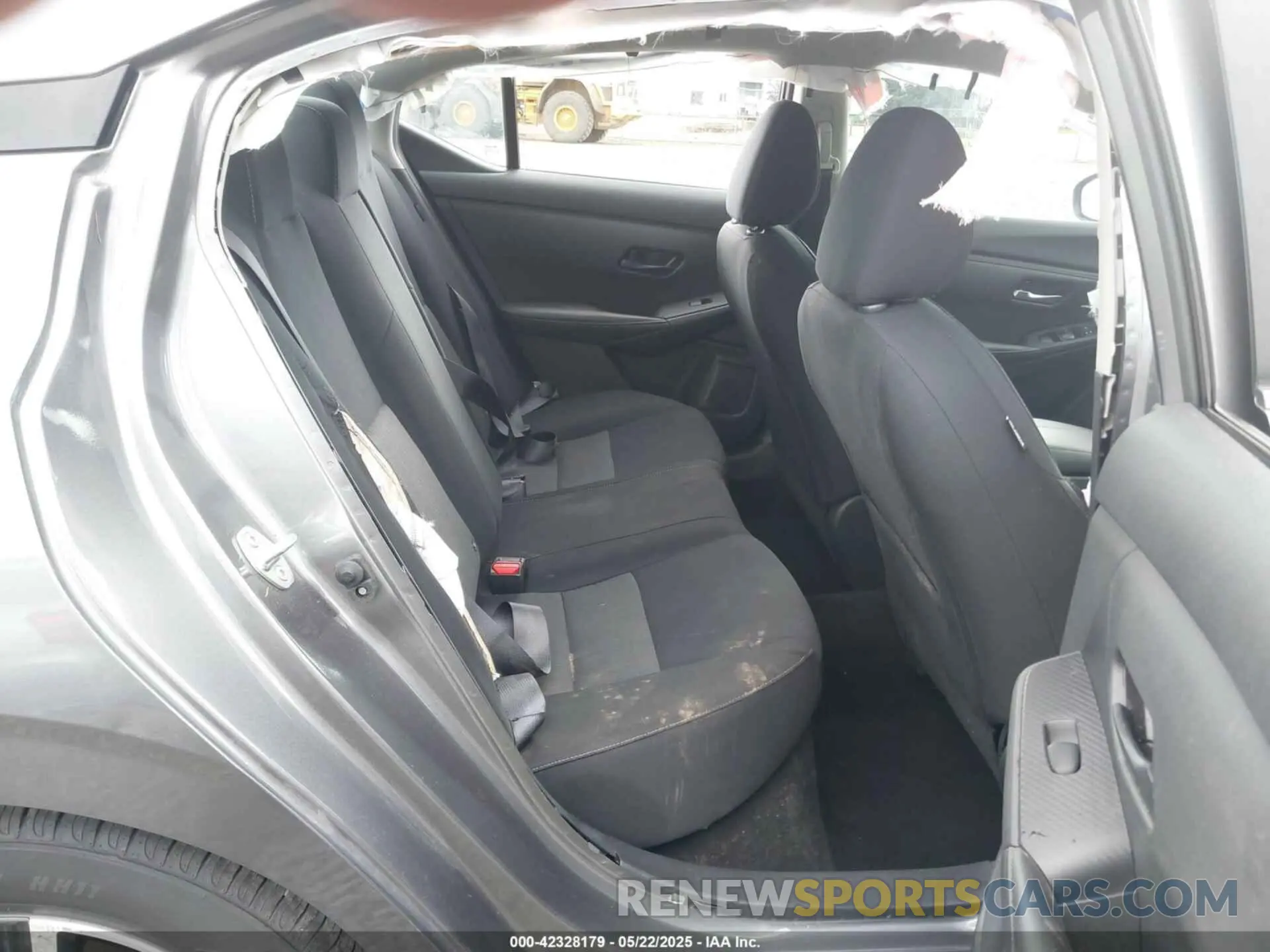 8 fotografías del automóvil dañado 3N1AB8CV4RY210272 NISSAN SENTRA 2024