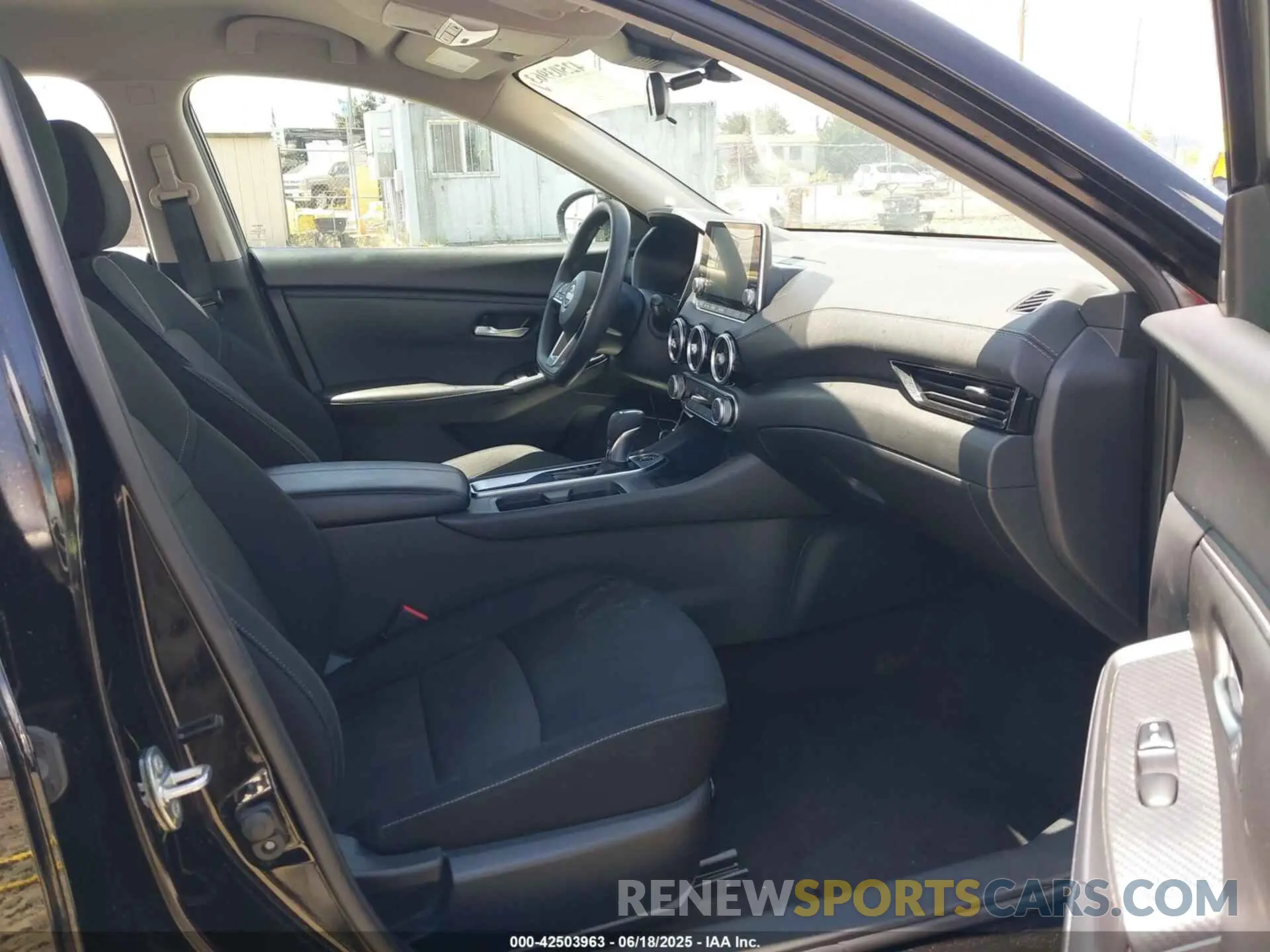 5 fotografías del automóvil dañado 3N1AB8CV4RY218288 NISSAN SENTRA 2024