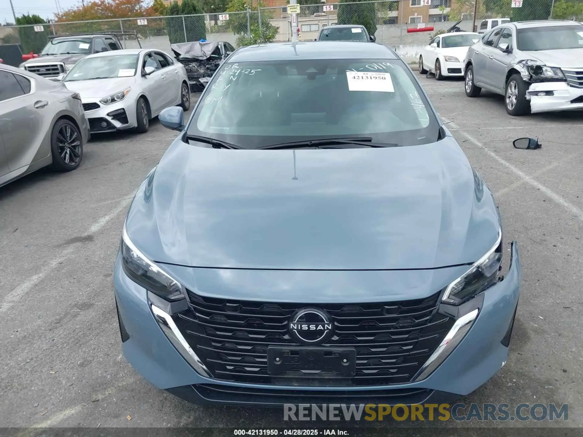 13 fotografías del automóvil dañado 3N1AB8CV4RY260119 NISSAN SENTRA 2024
