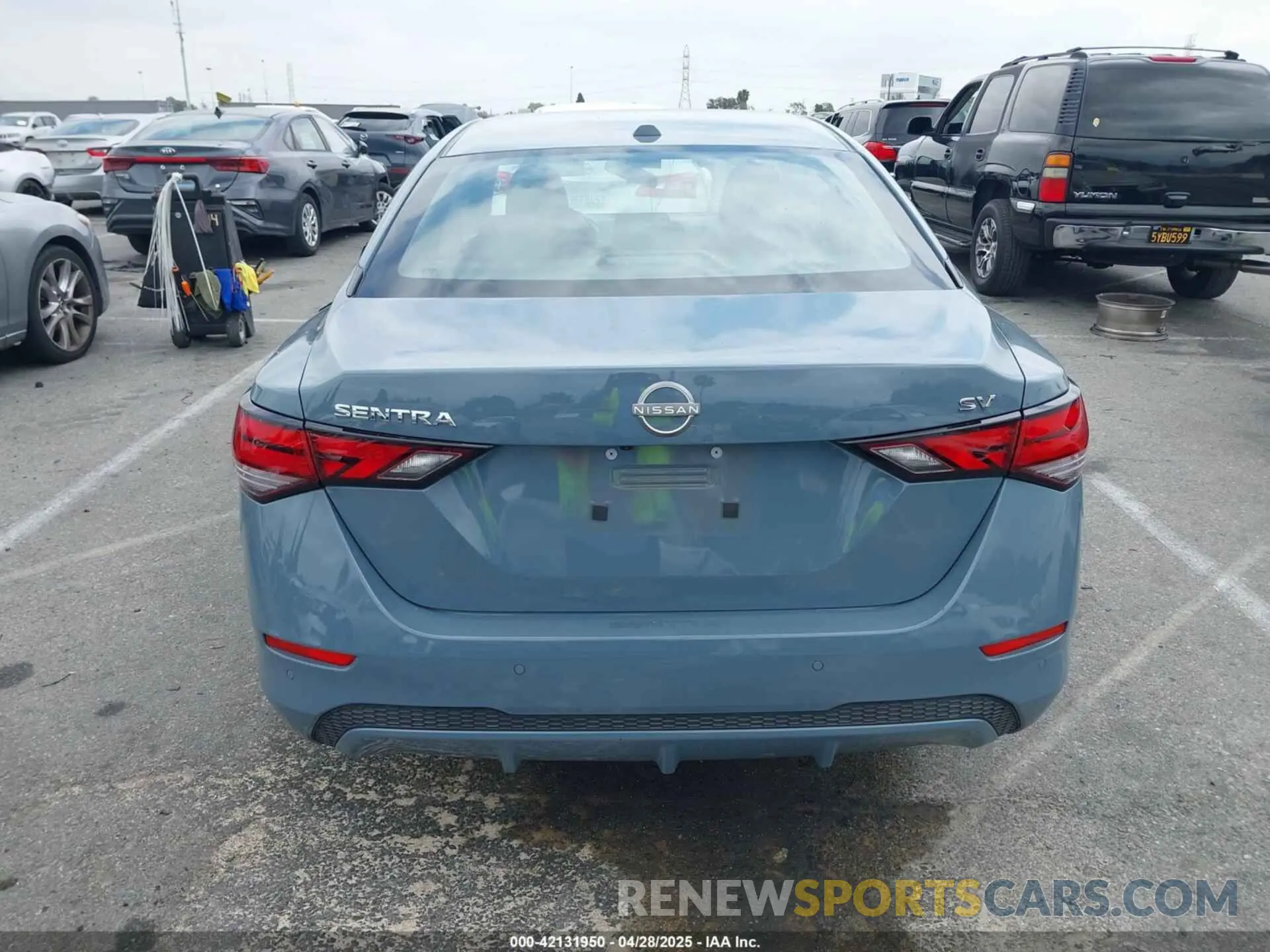 17 fotografías del automóvil dañado 3N1AB8CV4RY260119 NISSAN SENTRA 2024