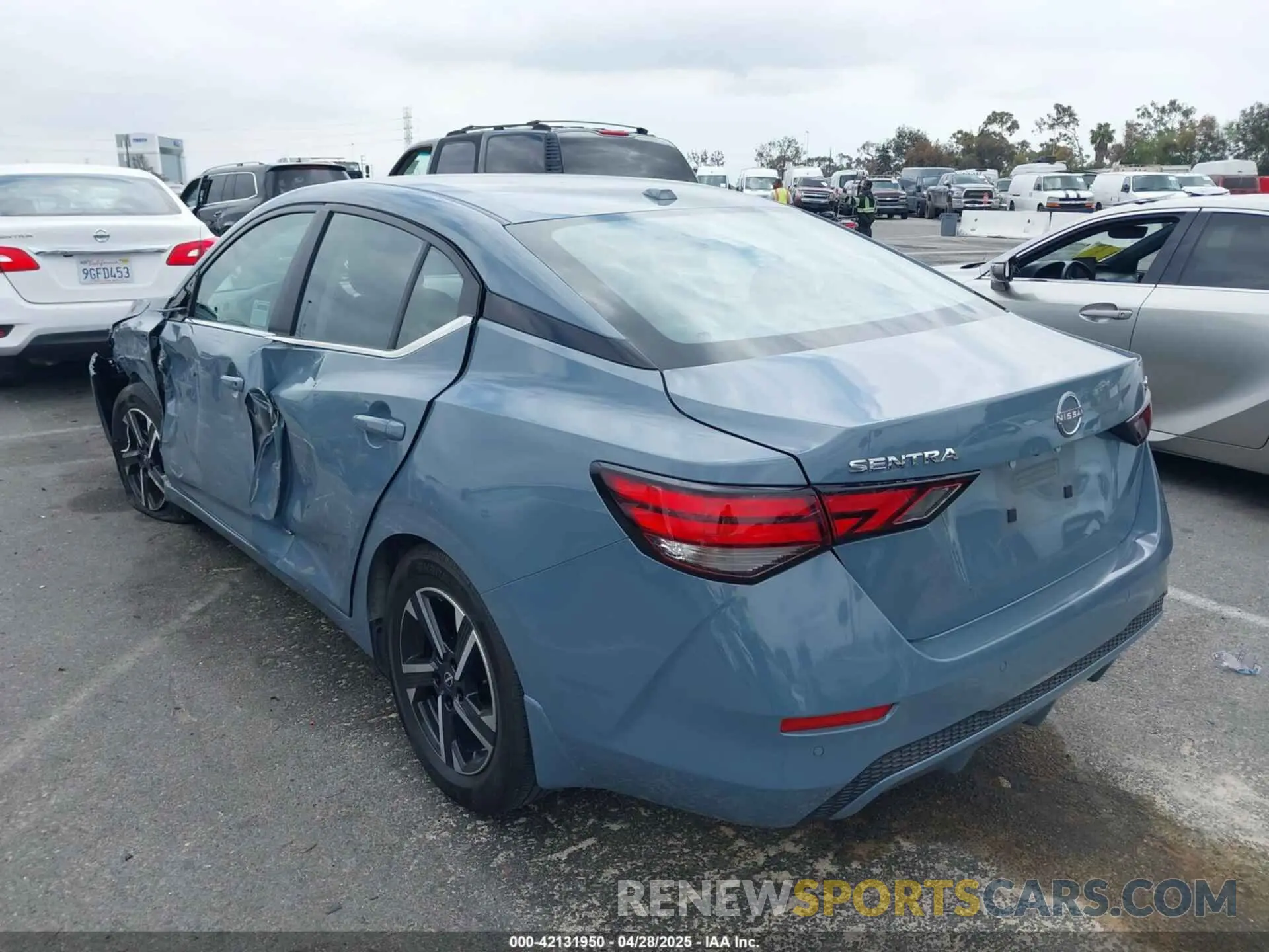 3 fotografías del automóvil dañado 3N1AB8CV4RY260119 NISSAN SENTRA 2024