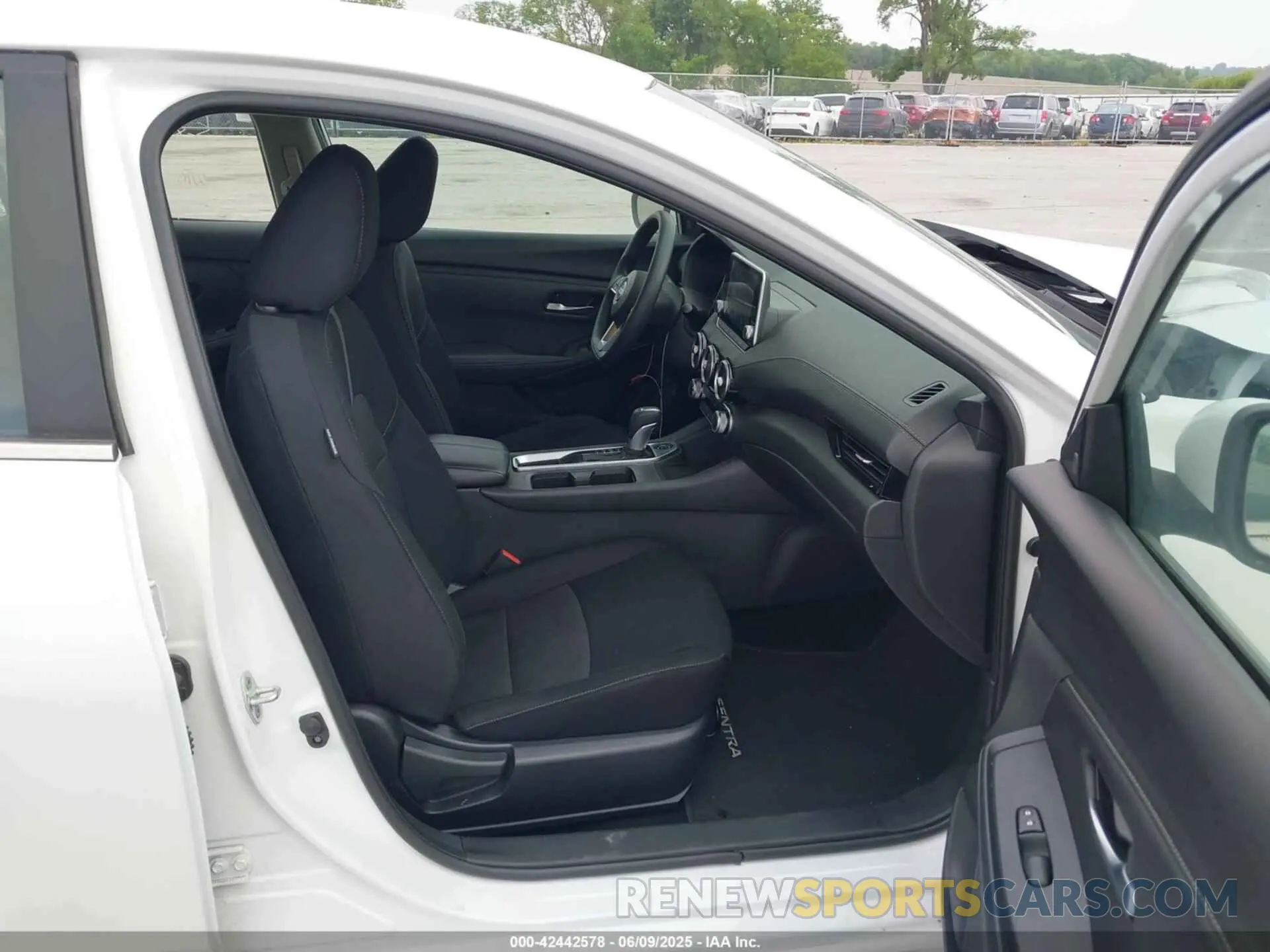5 fotografías del automóvil dañado 3N1AB8CV4RY274313 NISSAN SENTRA 2024