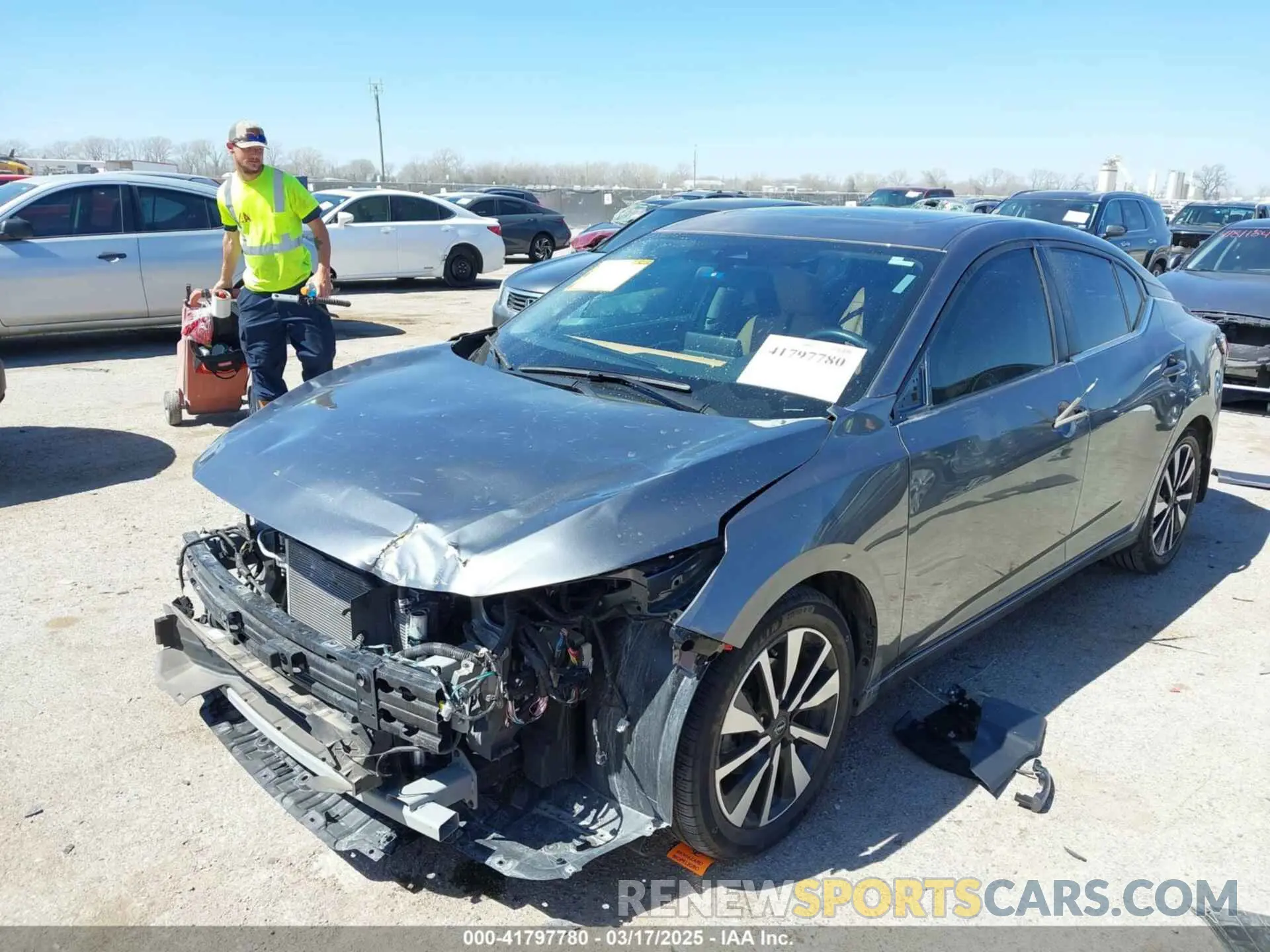 2 fotografías del automóvil dañado 3N1AB8CV4RY313546 NISSAN SENTRA 2024