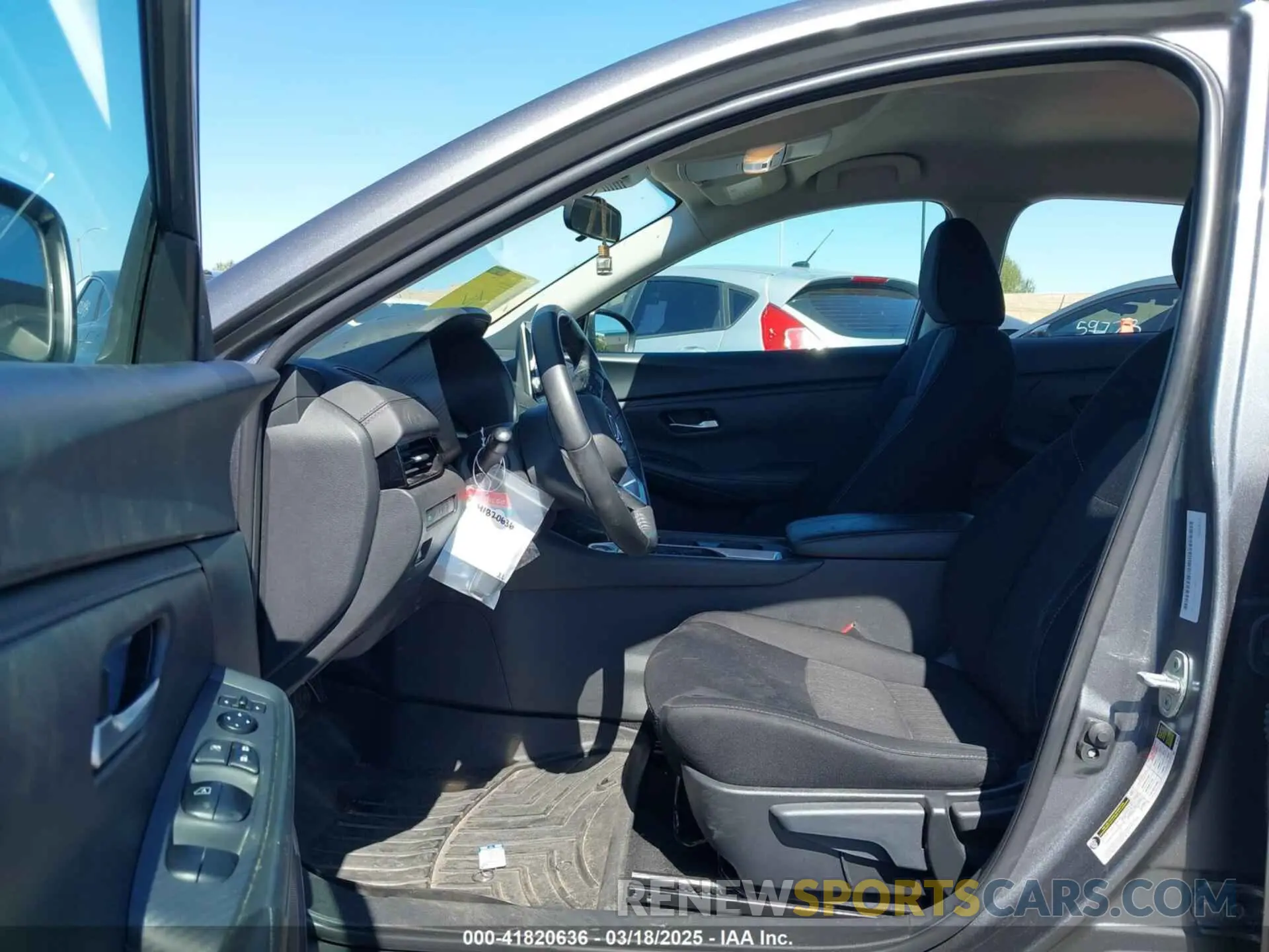 5 fotografías del automóvil dañado 3N1AB8CV4RY325079 NISSAN SENTRA 2024