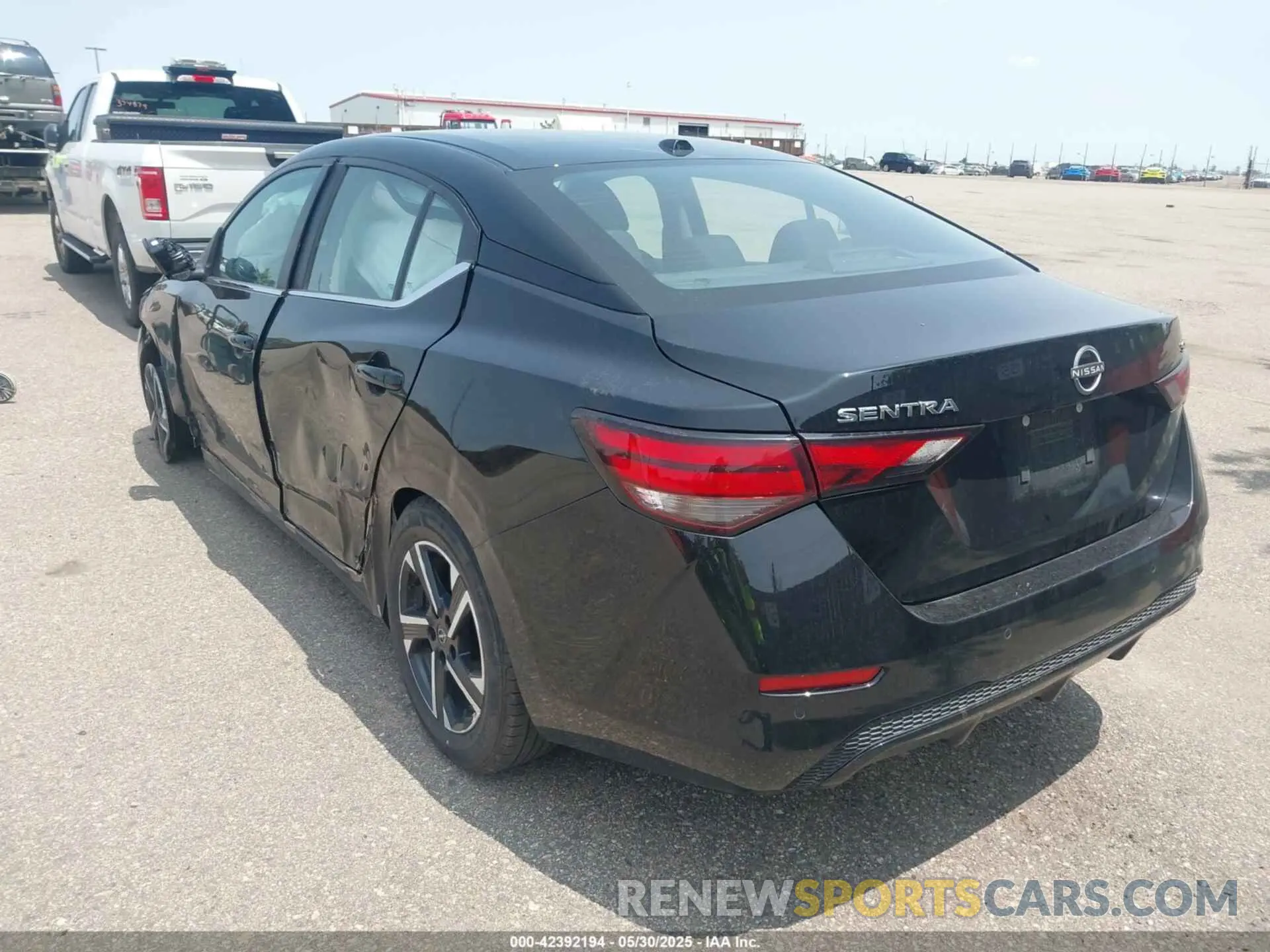3 fotografías del automóvil dañado 3N1AB8CV4RY346305 NISSAN SENTRA 2024
