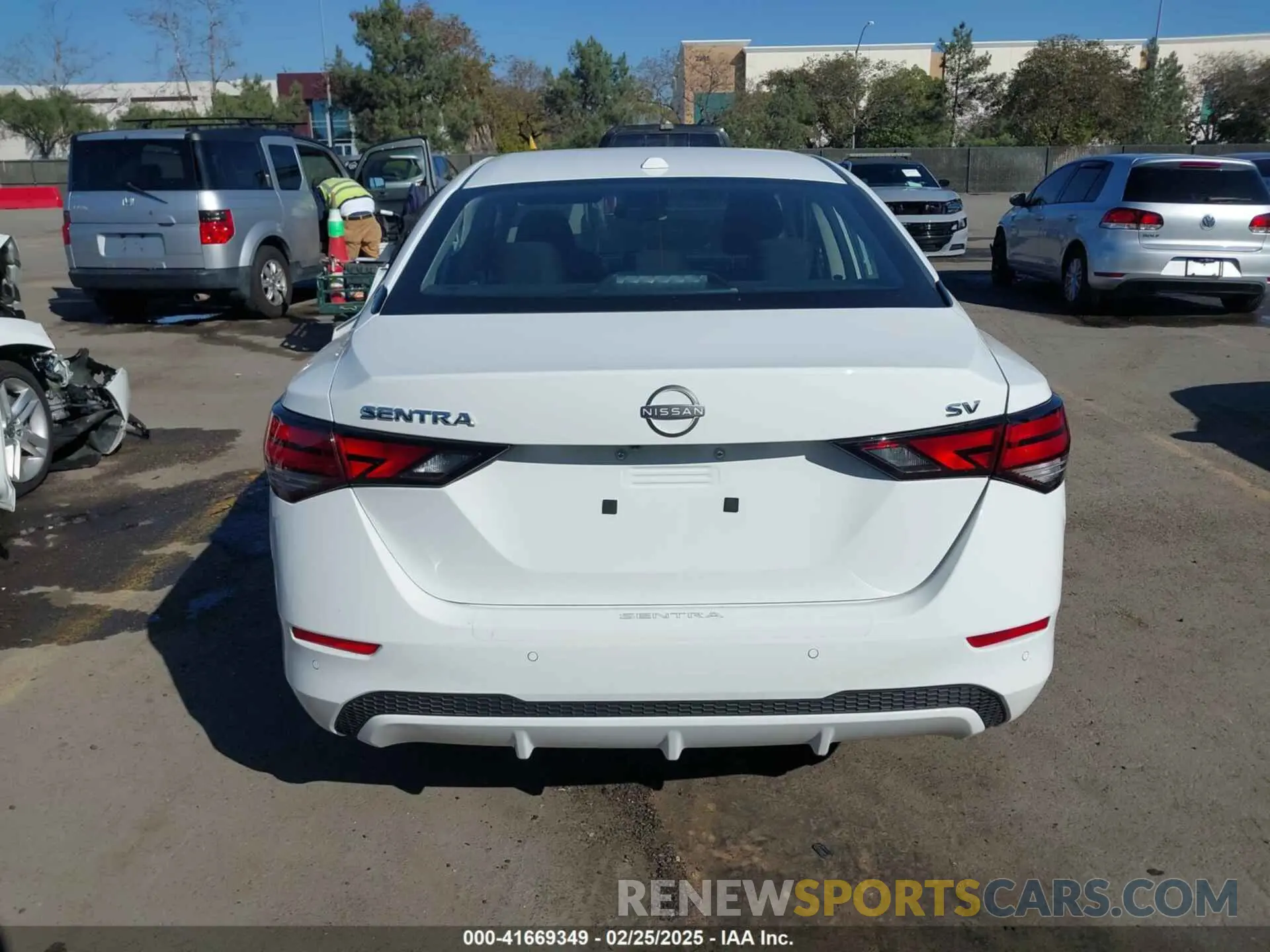 16 fotografías del automóvil dañado 3N1AB8CV4RY388554 NISSAN SENTRA 2024