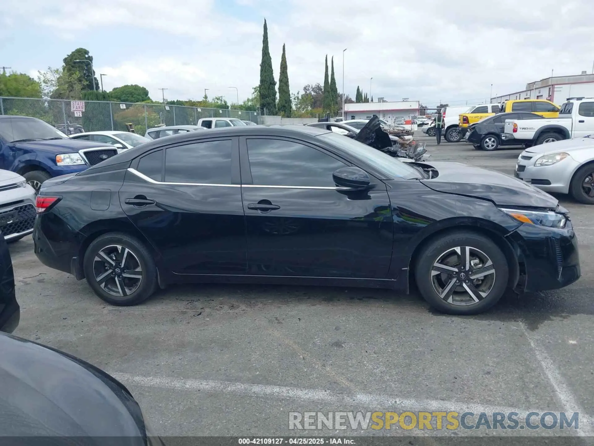 13 fotografías del automóvil dañado 3N1AB8CV5RY203654 NISSAN SENTRA 2024