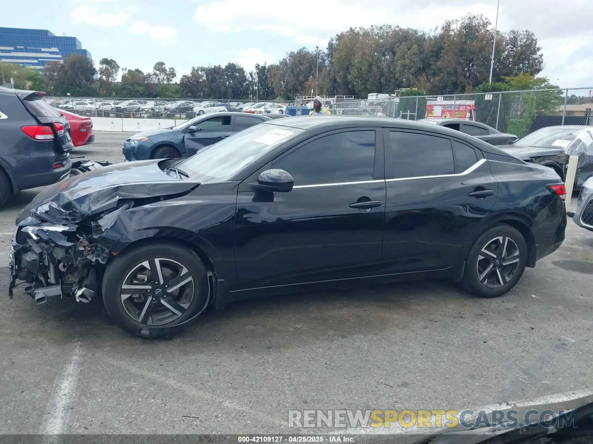 14 fotografías del automóvil dañado 3N1AB8CV5RY203654 NISSAN SENTRA 2024