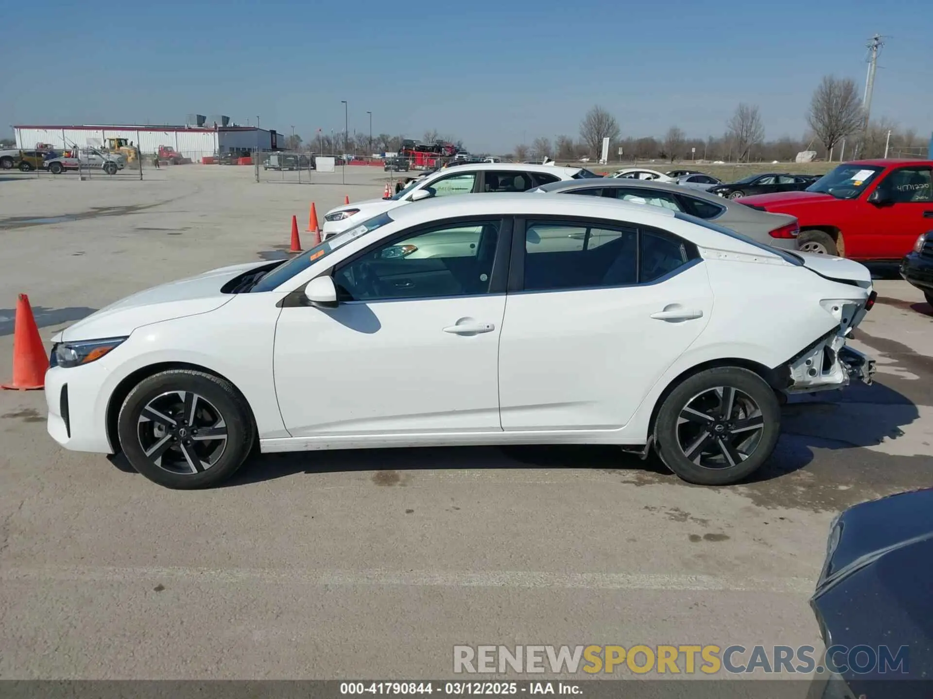 15 fotografías del automóvil dañado 3N1AB8CV5RY275681 NISSAN SENTRA 2024