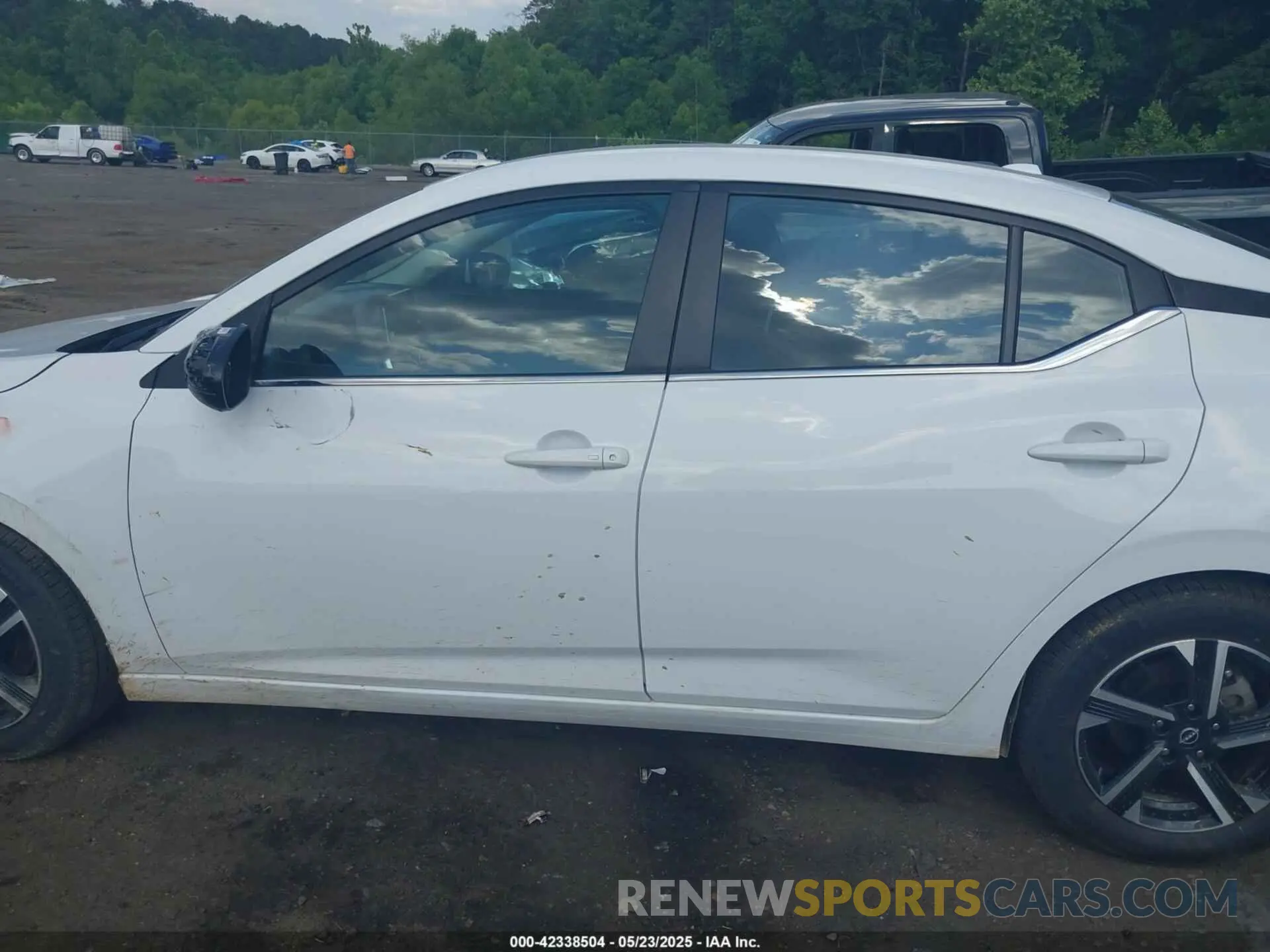 14 fotografías del automóvil dañado 3N1AB8CV6RY217319 NISSAN SENTRA 2024