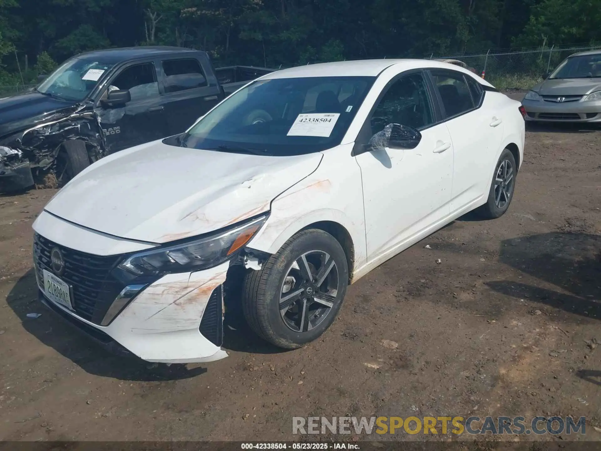 2 fotografías del automóvil dañado 3N1AB8CV6RY217319 NISSAN SENTRA 2024