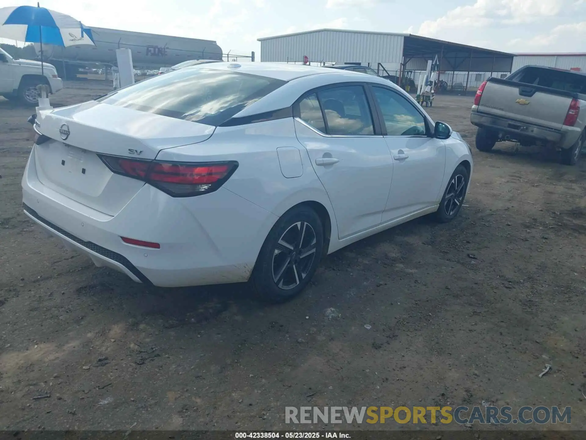 4 fotografías del automóvil dañado 3N1AB8CV6RY217319 NISSAN SENTRA 2024
