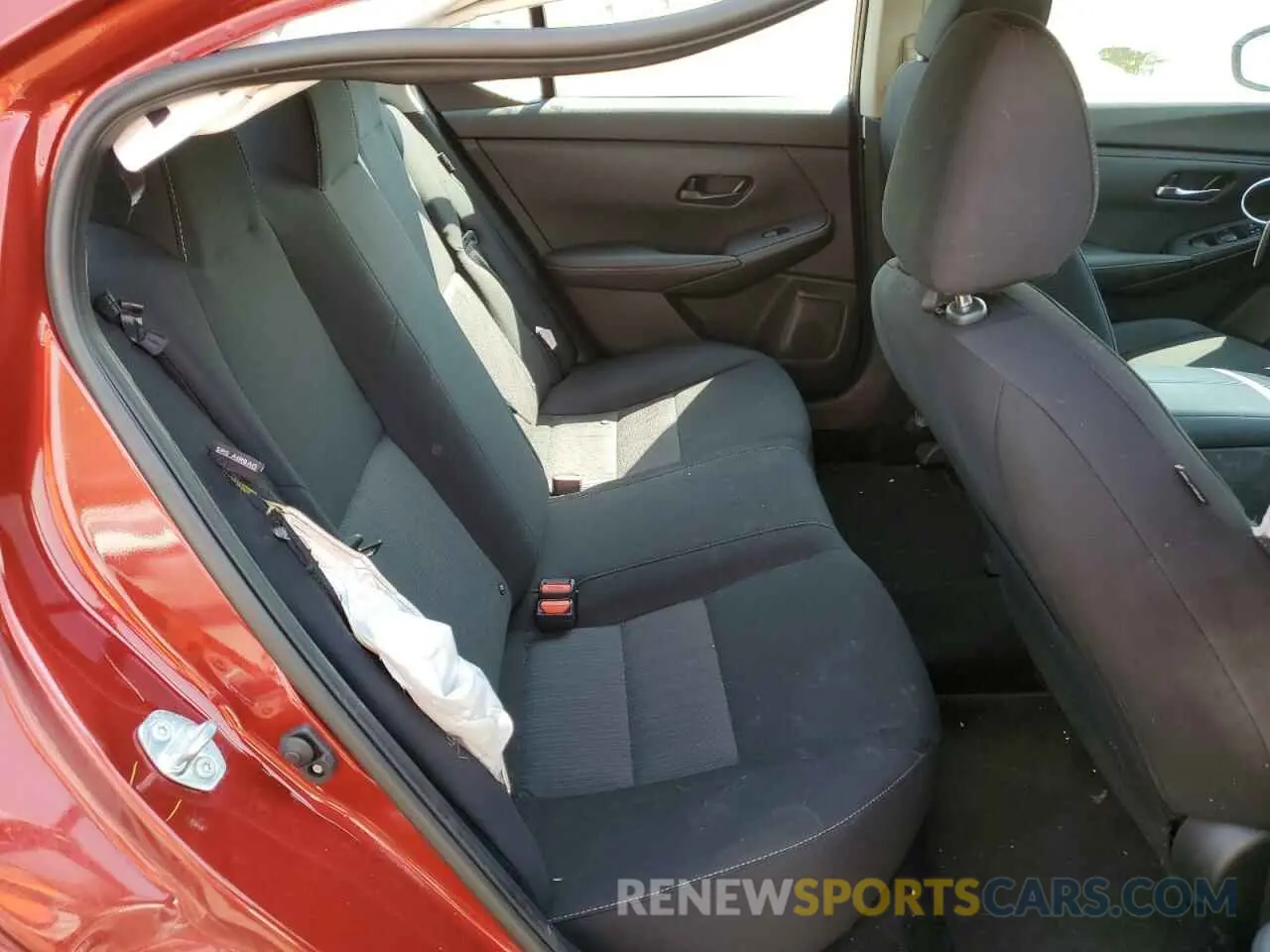 10 fotografías del automóvil dañado 3N1AB8CV6RY266682 NISSAN SENTRA 2024
