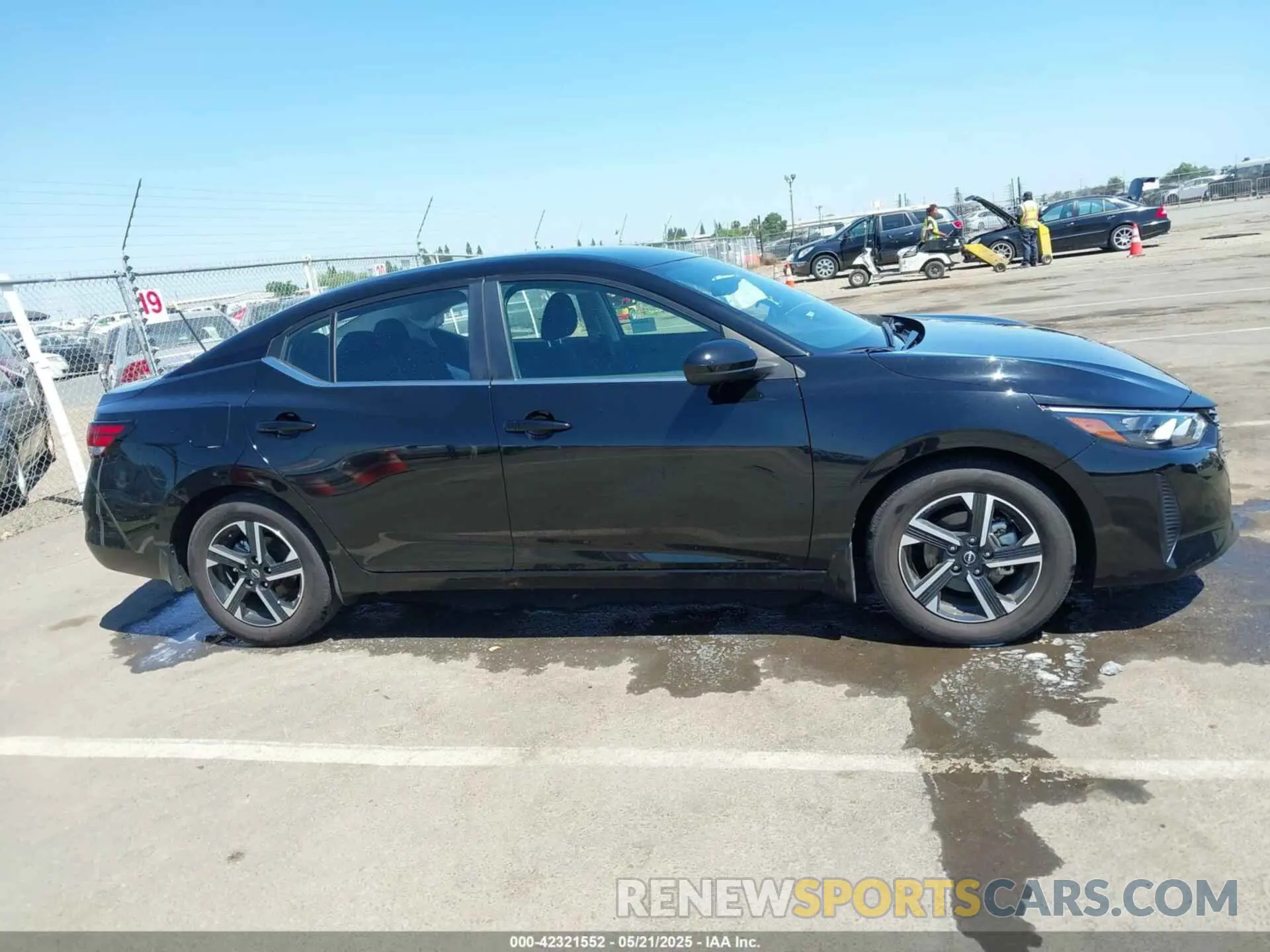 13 fotografías del automóvil dañado 3N1AB8CV6RY293705 NISSAN SENTRA 2024