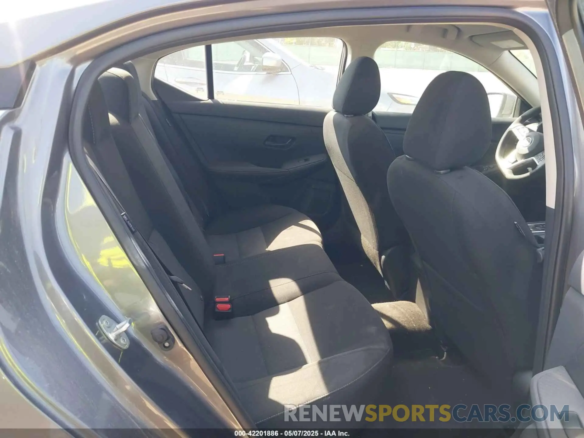 8 fotografías del automóvil dañado 3N1AB8CV6RY348881 NISSAN SENTRA 2024
