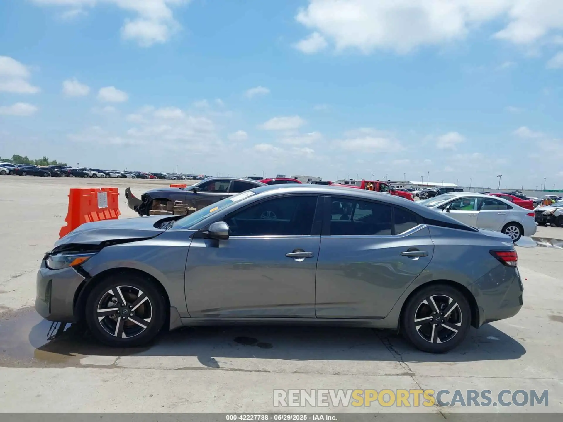 14 fotografías del automóvil dañado 3N1AB8CV7RY229558 NISSAN SENTRA 2024