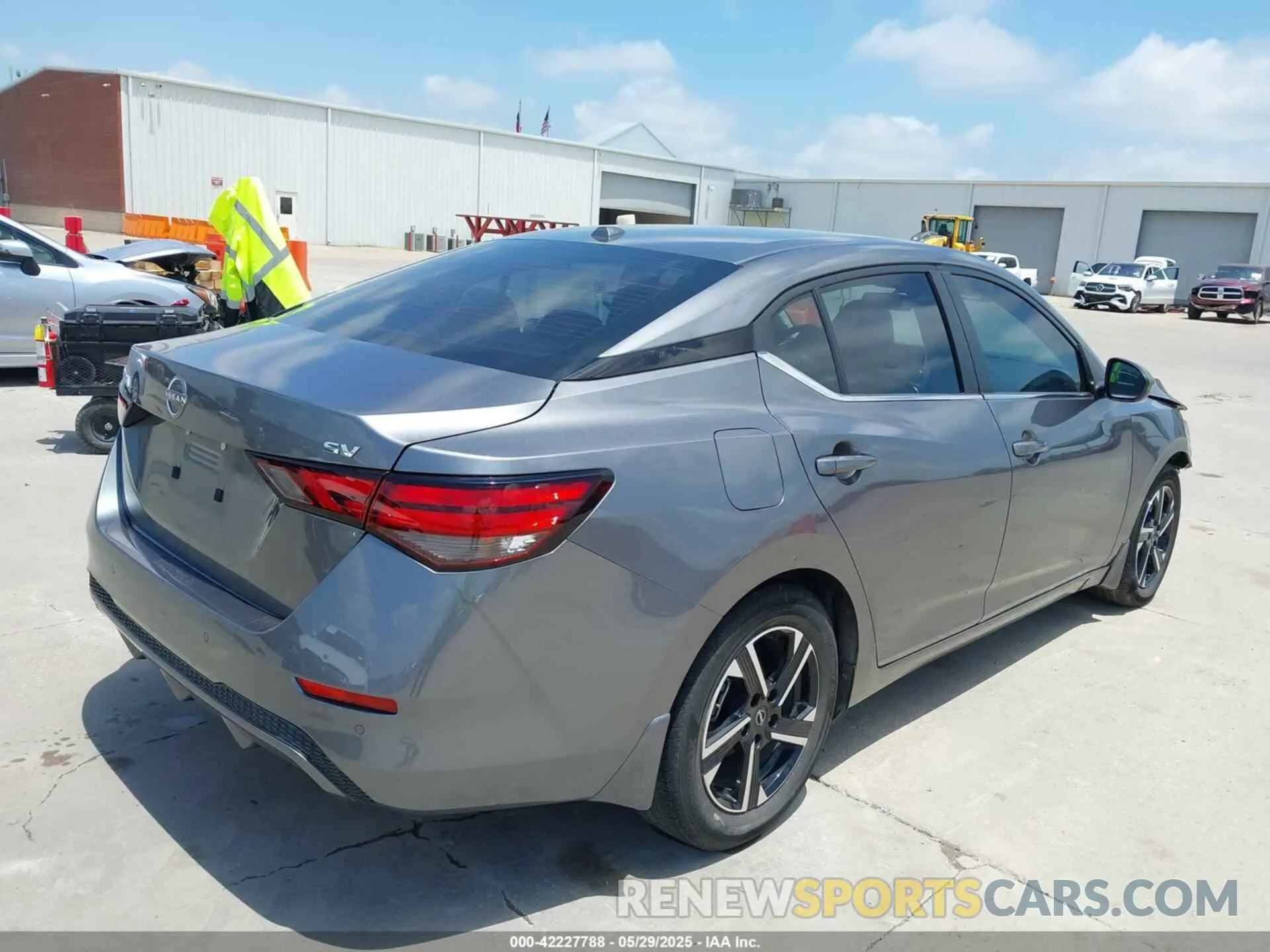 4 fotografías del automóvil dañado 3N1AB8CV7RY229558 NISSAN SENTRA 2024
