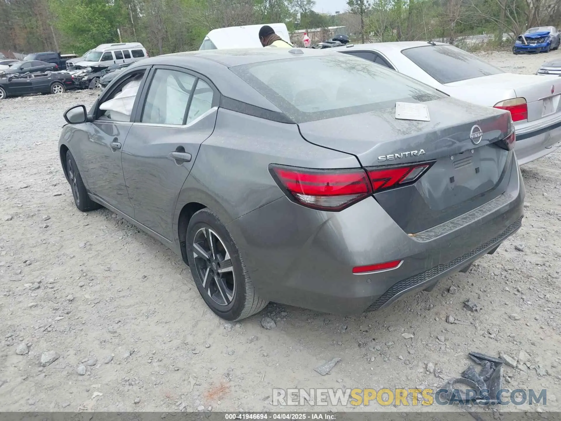 3 fotografías del automóvil dañado 3N1AB8CV7RY257487 NISSAN SENTRA 2024