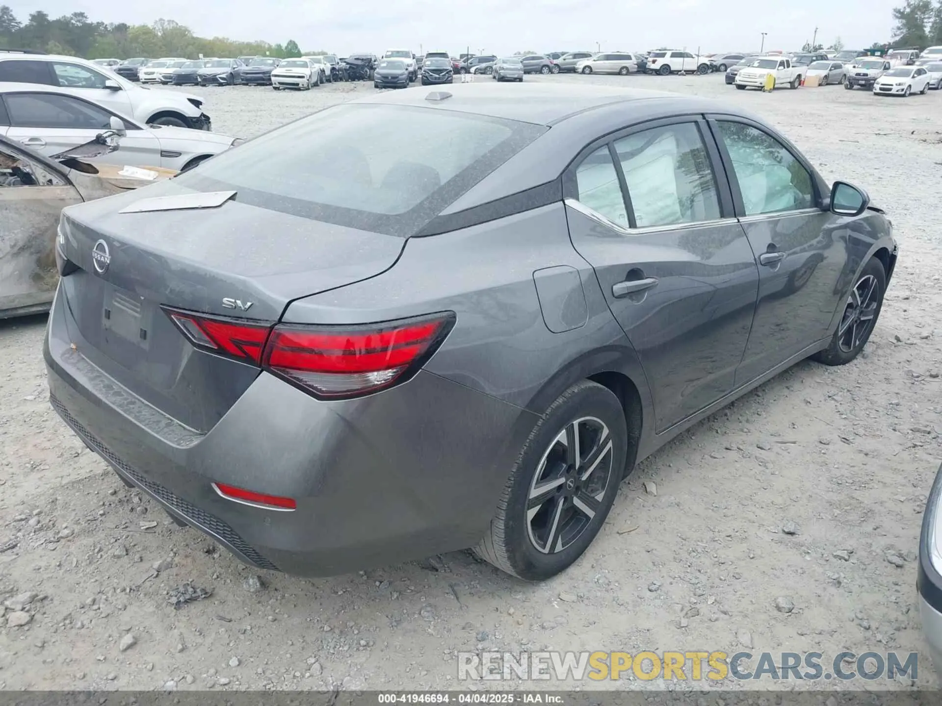 4 fotografías del automóvil dañado 3N1AB8CV7RY257487 NISSAN SENTRA 2024