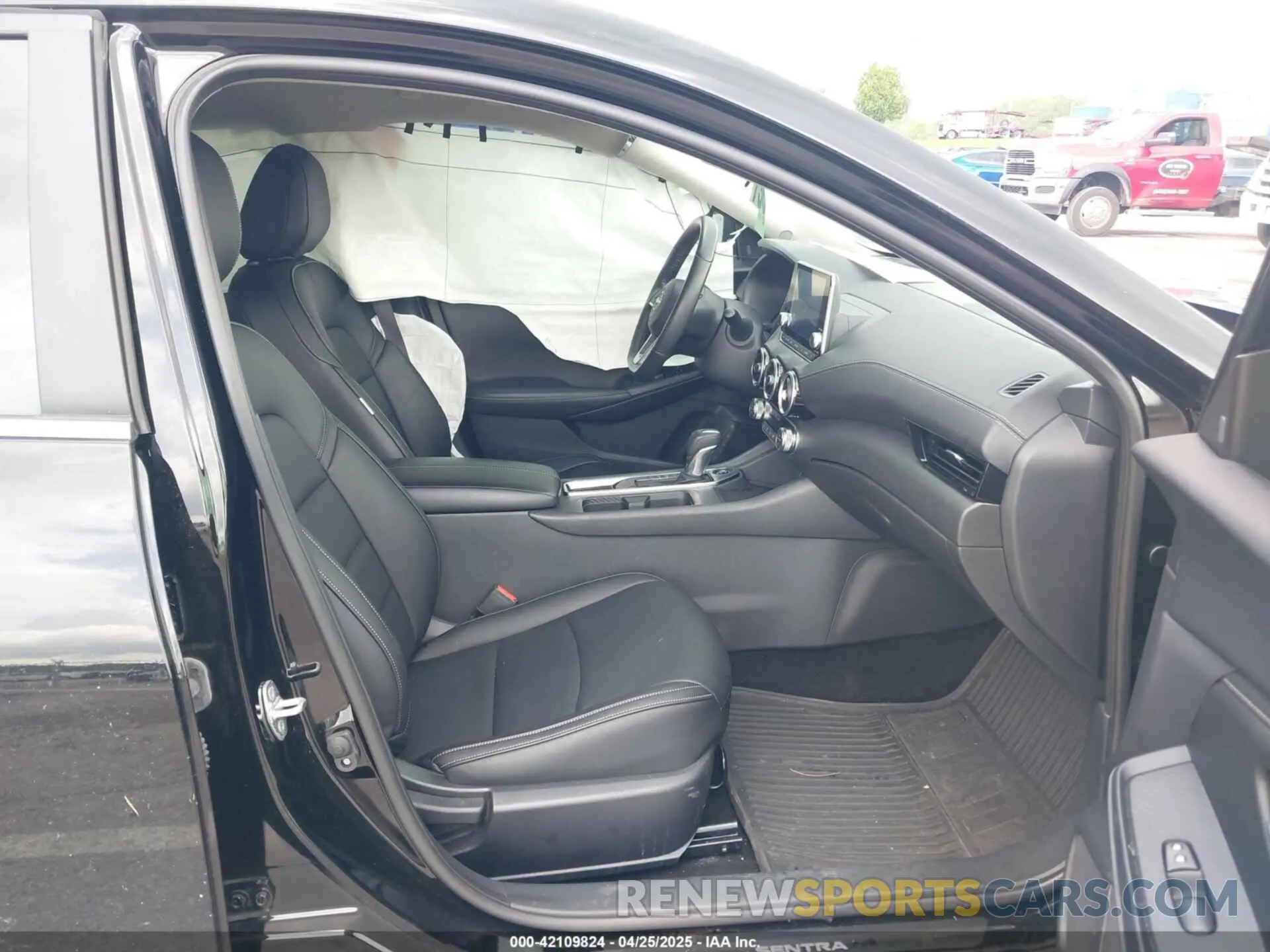5 fotografías del automóvil dañado 3N1AB8CV7RY284849 NISSAN SENTRA 2024