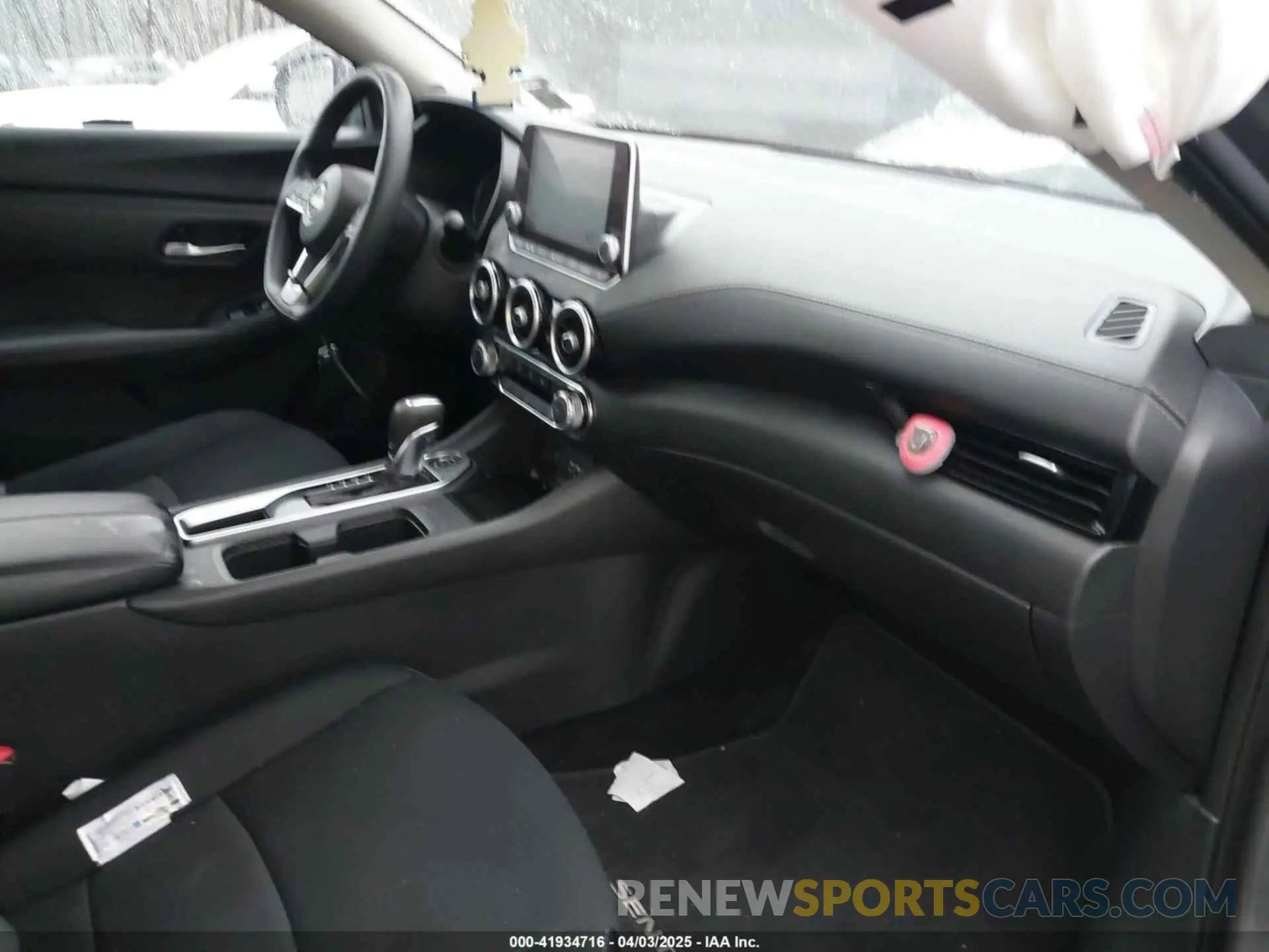 5 fotografías del automóvil dañado 3N1AB8CV7RY316148 NISSAN SENTRA 2024