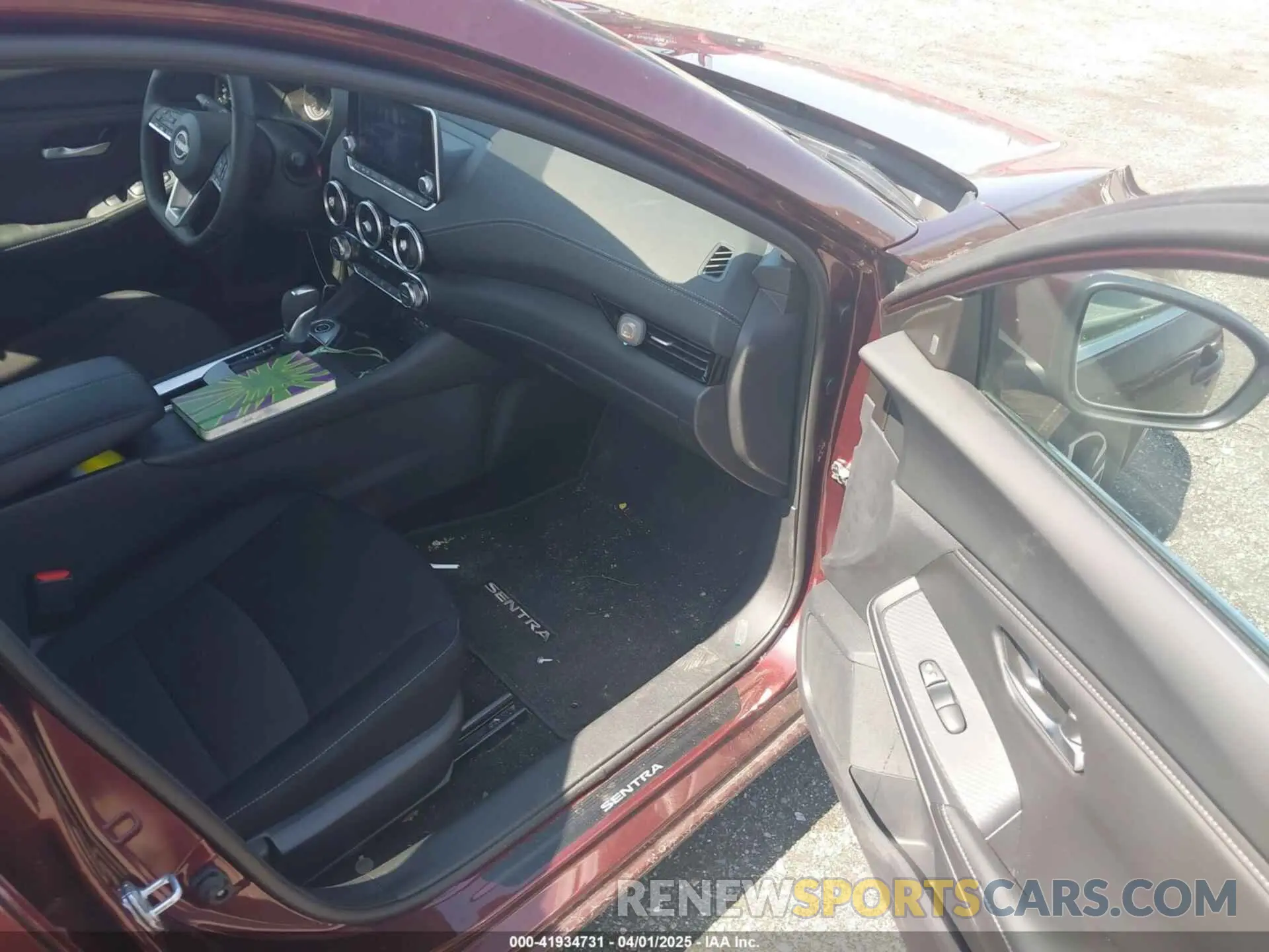 5 fotografías del automóvil dañado 3N1AB8CV7RY318868 NISSAN SENTRA 2024