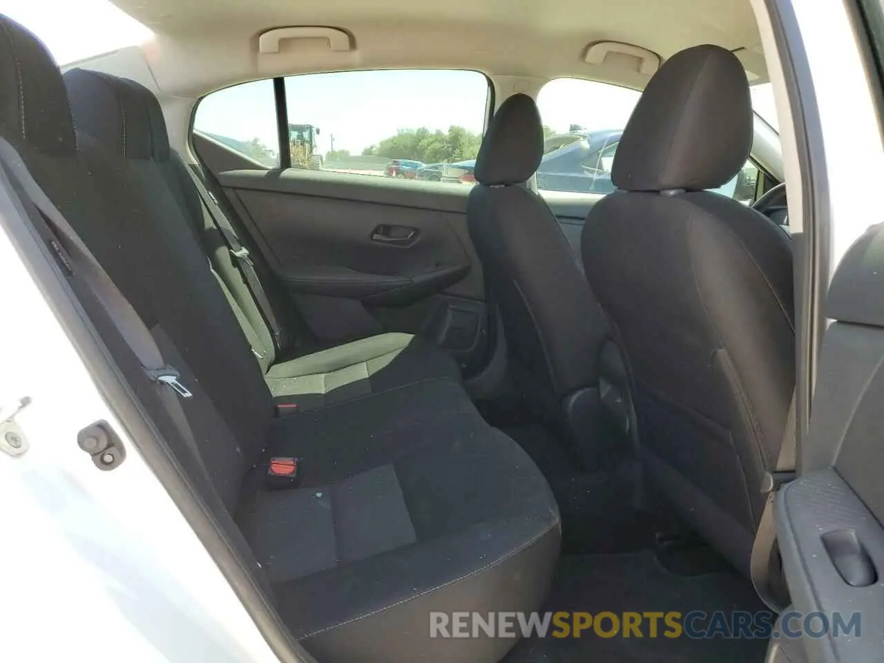 10 fotografías del automóvil dañado 3N1AB8CV7RY325156 NISSAN SENTRA 2024