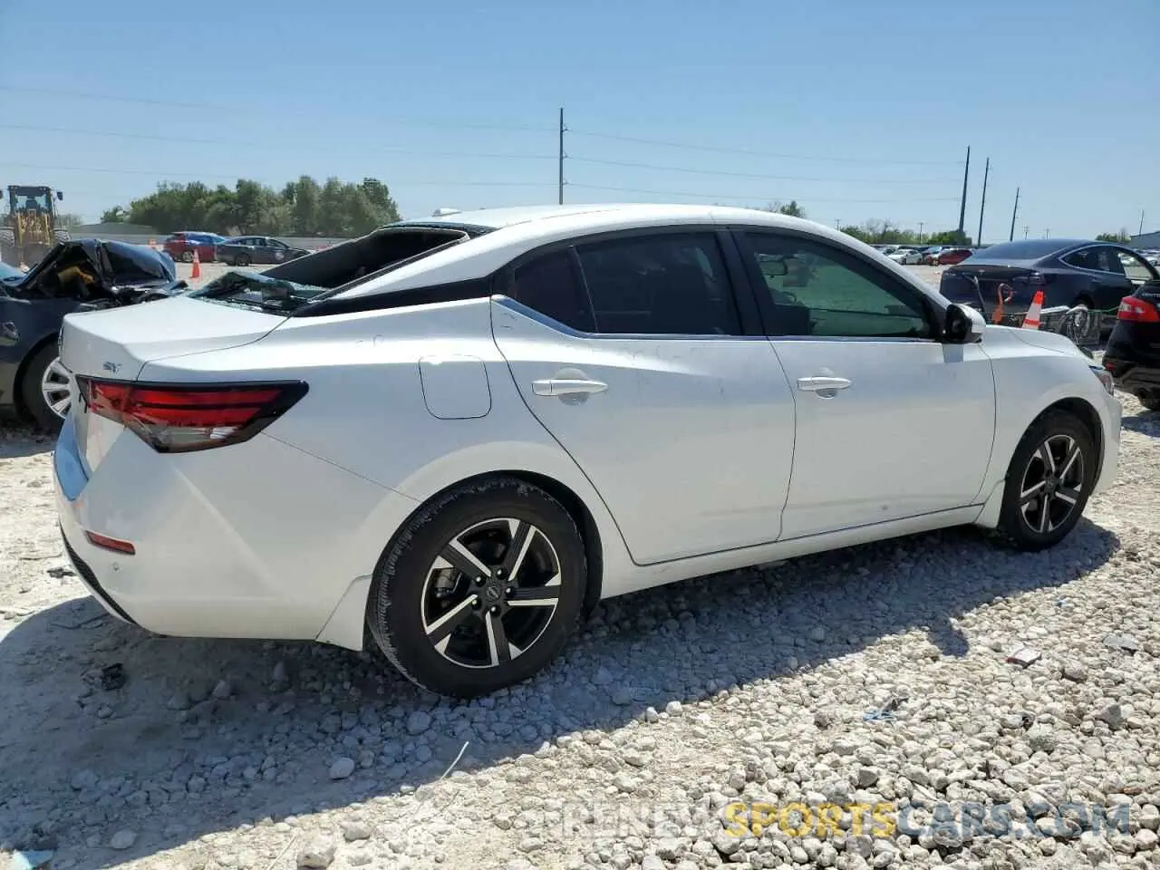 3 fotografías del automóvil dañado 3N1AB8CV7RY325156 NISSAN SENTRA 2024