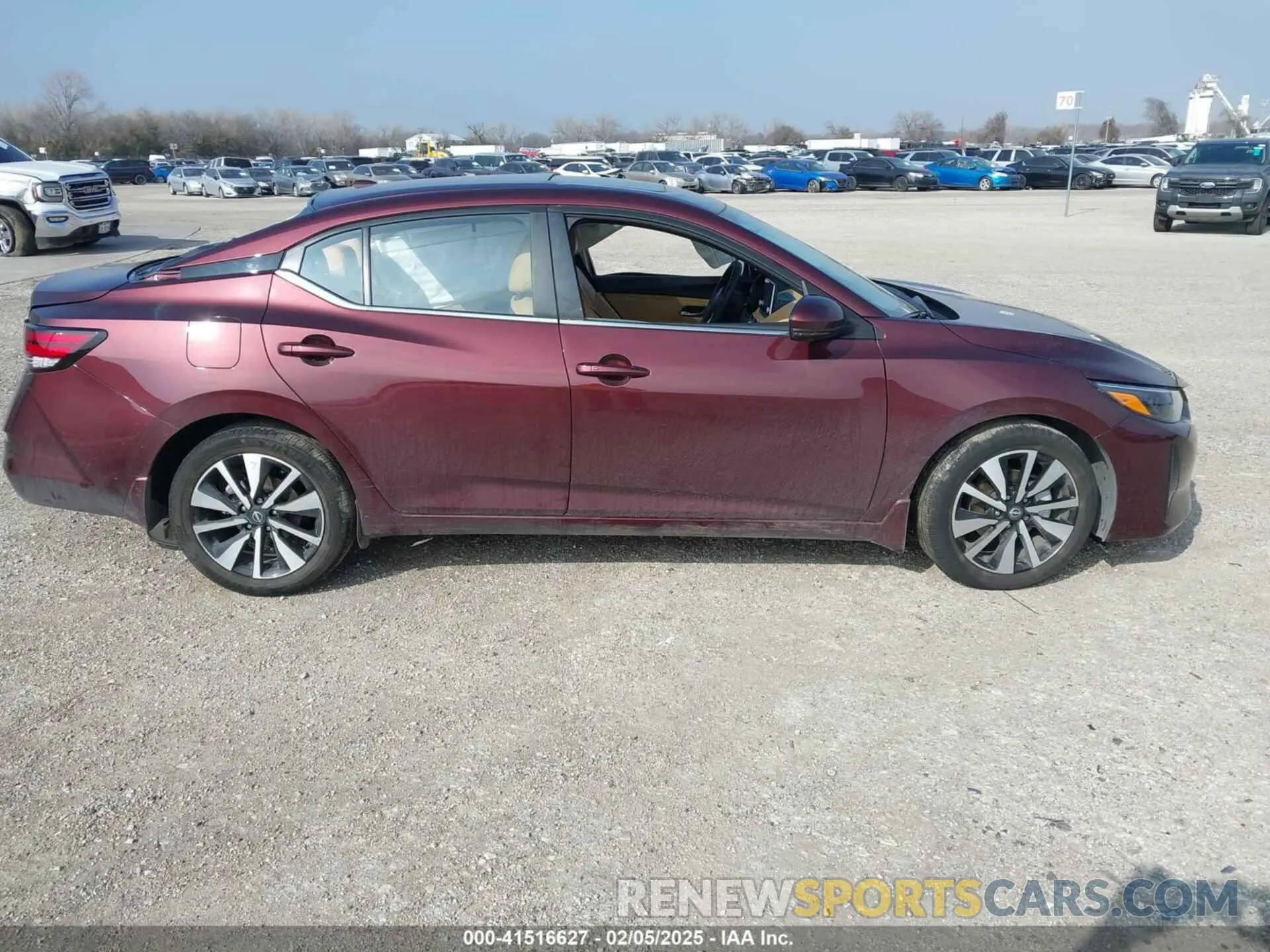 12 fotografías del automóvil dañado 3N1AB8CV8RY255702 NISSAN SENTRA 2024