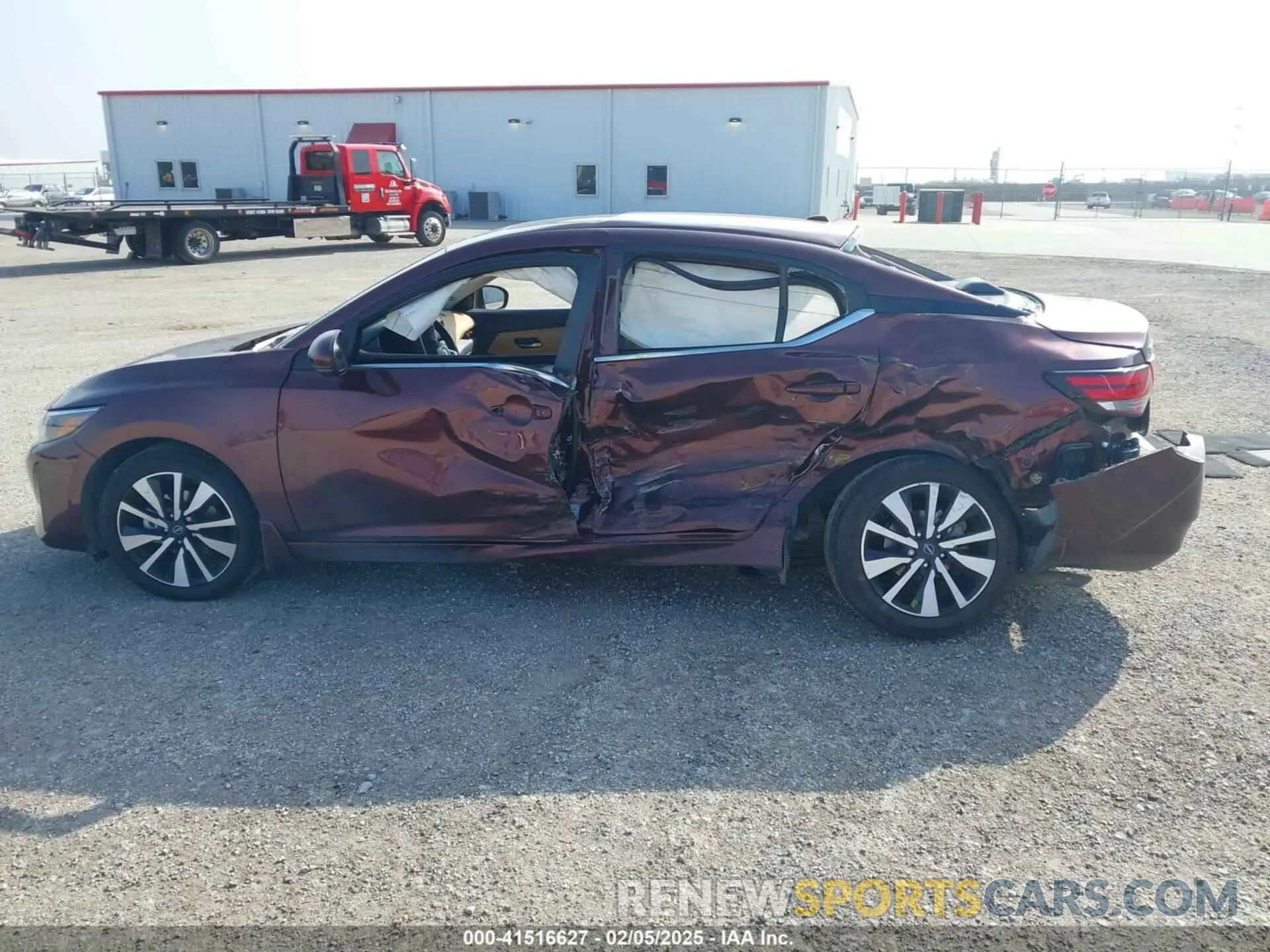 13 fotografías del automóvil dañado 3N1AB8CV8RY255702 NISSAN SENTRA 2024