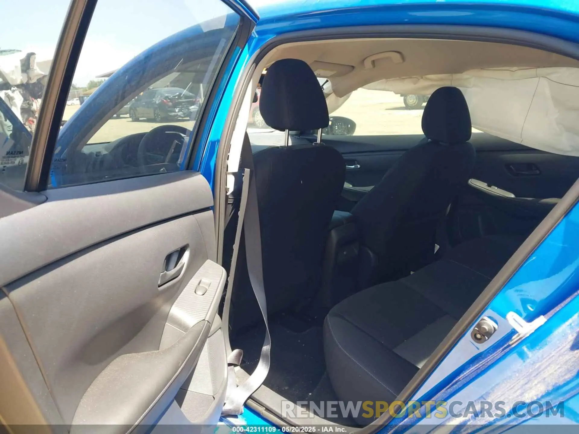 8 fotografías del automóvil dañado 3N1AB8CV8RY326834 NISSAN SENTRA 2024