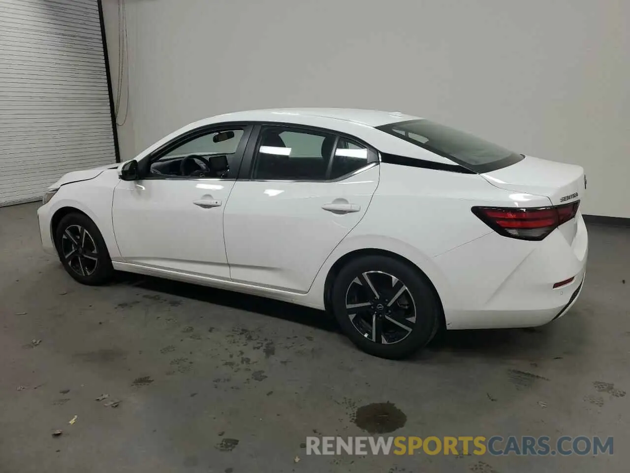 2 fotografías del automóvil dañado 3N1AB8CV8RY352687 NISSAN SENTRA 2024
