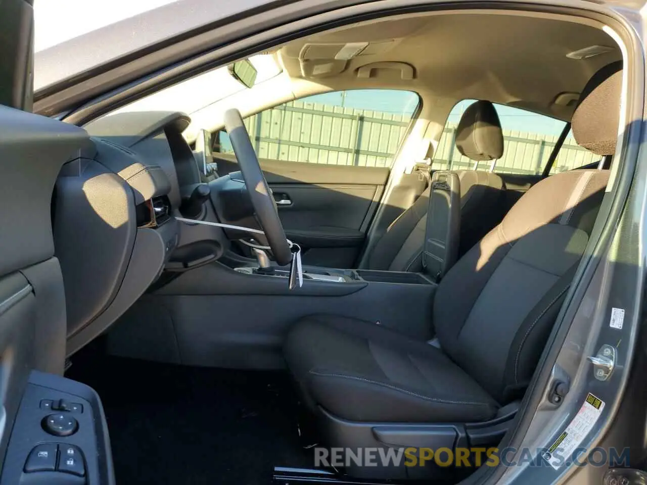 7 fotografías del automóvil dañado 3N1AB8CV8RY384992 NISSAN SENTRA 2024