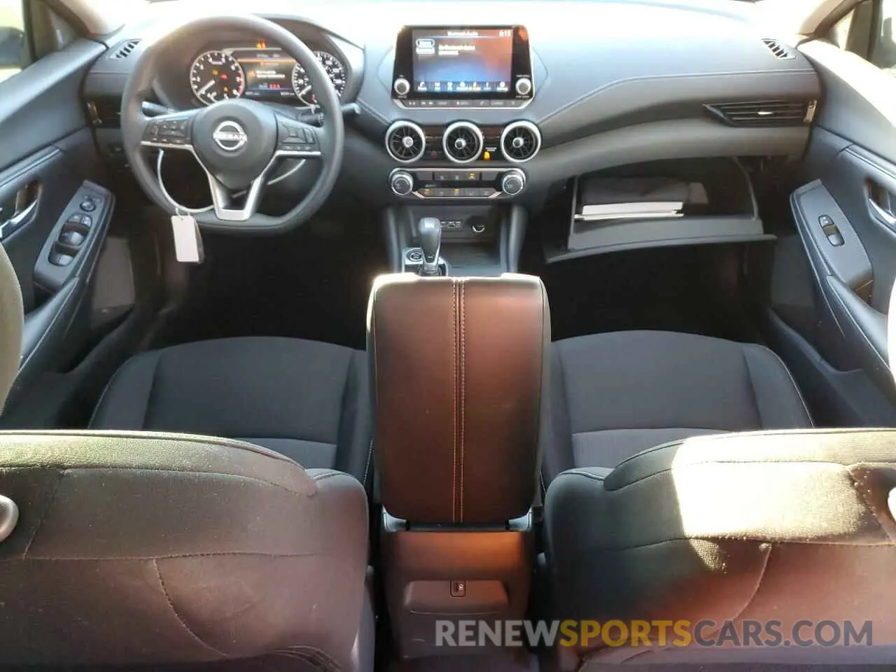 8 fotografías del automóvil dañado 3N1AB8CV8RY384992 NISSAN SENTRA 2024
