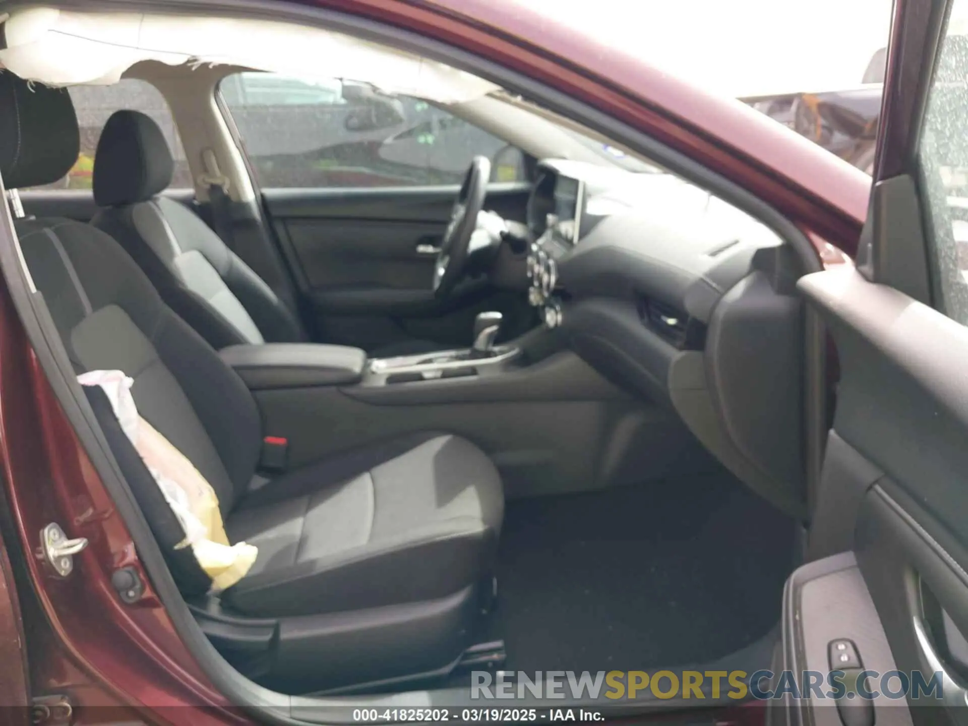 5 fotografías del automóvil dañado 3N1AB8CV9RY215693 NISSAN SENTRA 2024