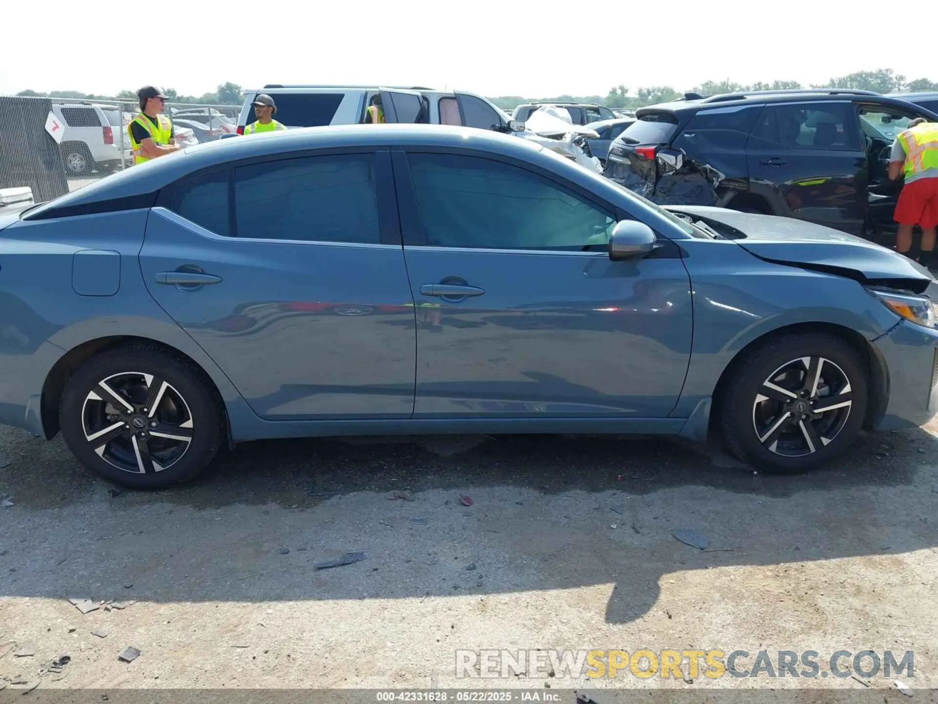 13 fotografías del automóvil dañado 3N1AB8CV9RY220005 NISSAN SENTRA 2024