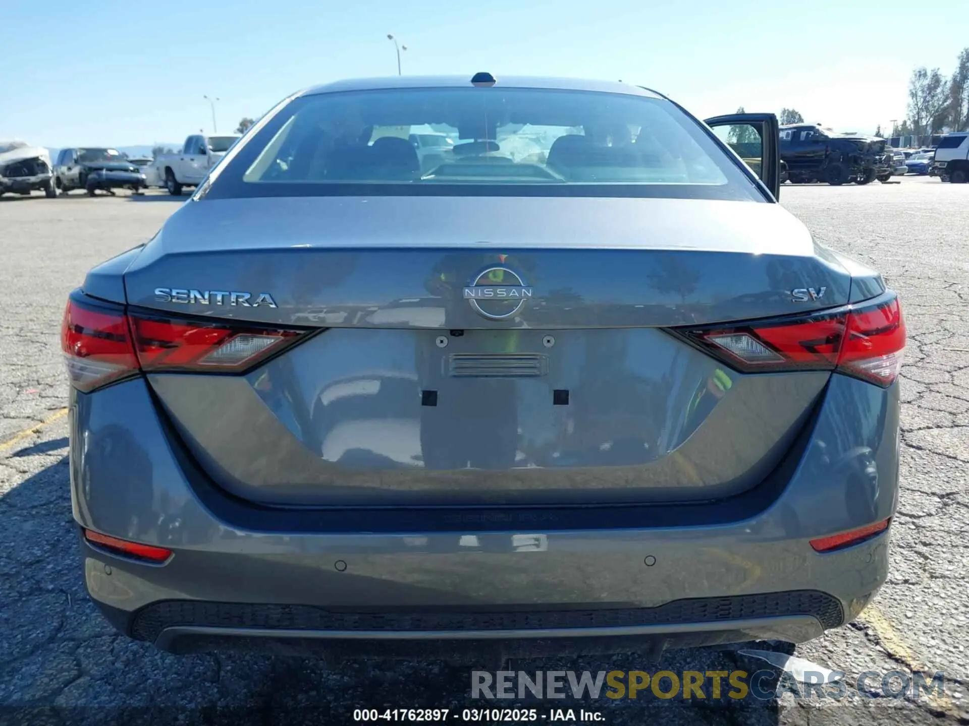 16 fotografías del automóvil dañado 3N1AB8CV9RY268278 NISSAN SENTRA 2024