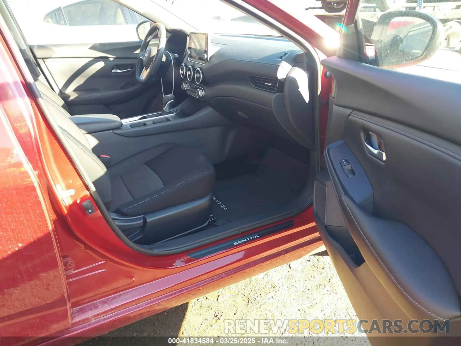 5 fotografías del automóvil dañado 3N1AB8CV9RY268619 NISSAN SENTRA 2024