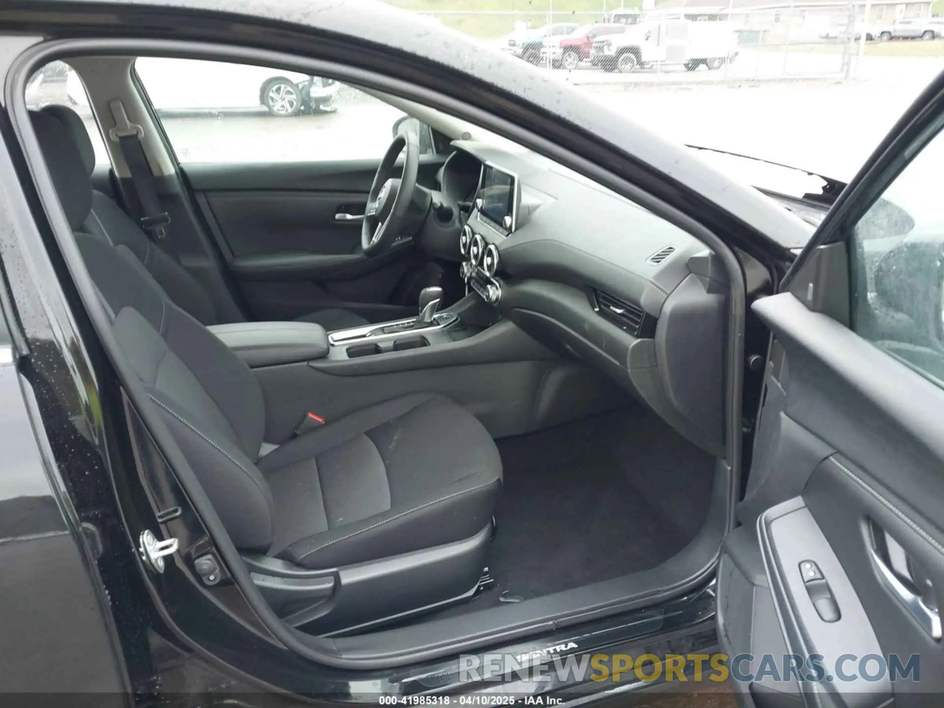 5 fotografías del automóvil dañado 3N1AB8CV9RY272492 NISSAN SENTRA 2024